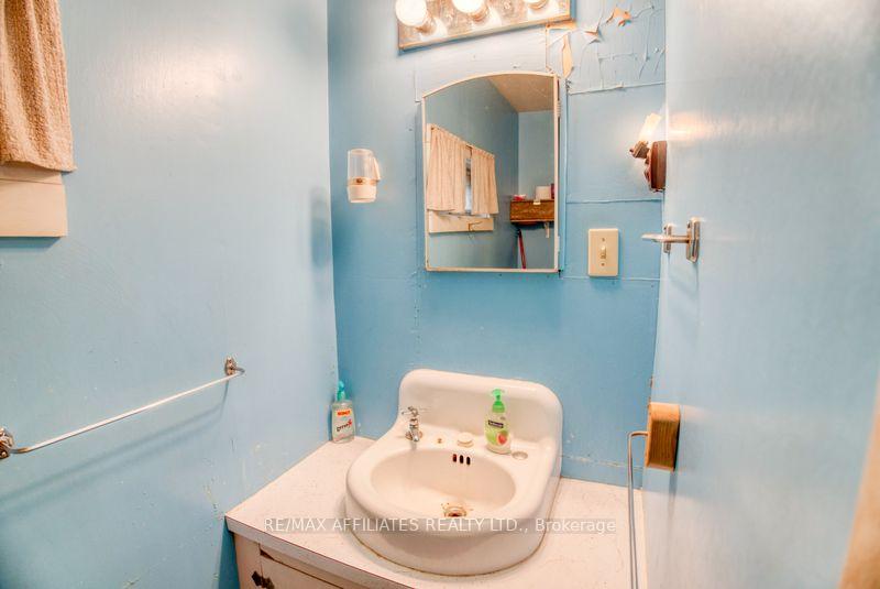 Photo 12 of 323 Burns Road, Frontenac, Frontenac South — HOMEH