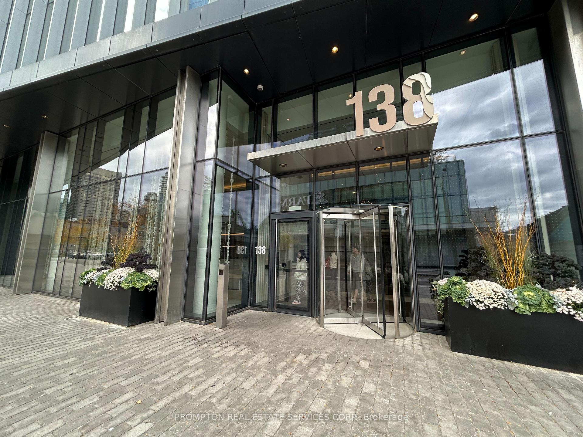 Photo 2 of Unit 5808, 138 Downes Street, Toronto, Waterfront Communities — HOMEH
