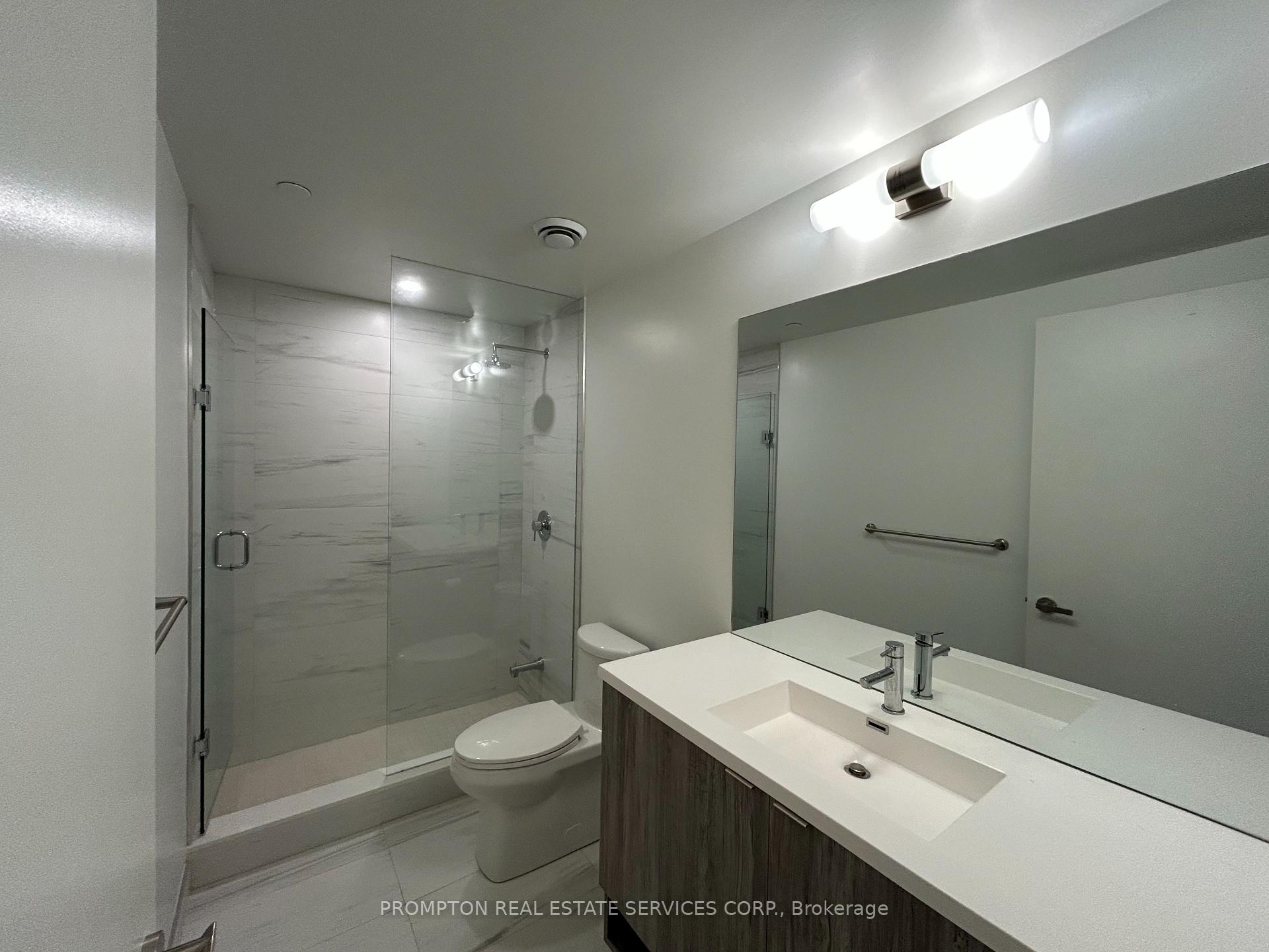 Photo 4 of Unit 5808, 138 Downes Street, Toronto, Waterfront Communities — HOMEH