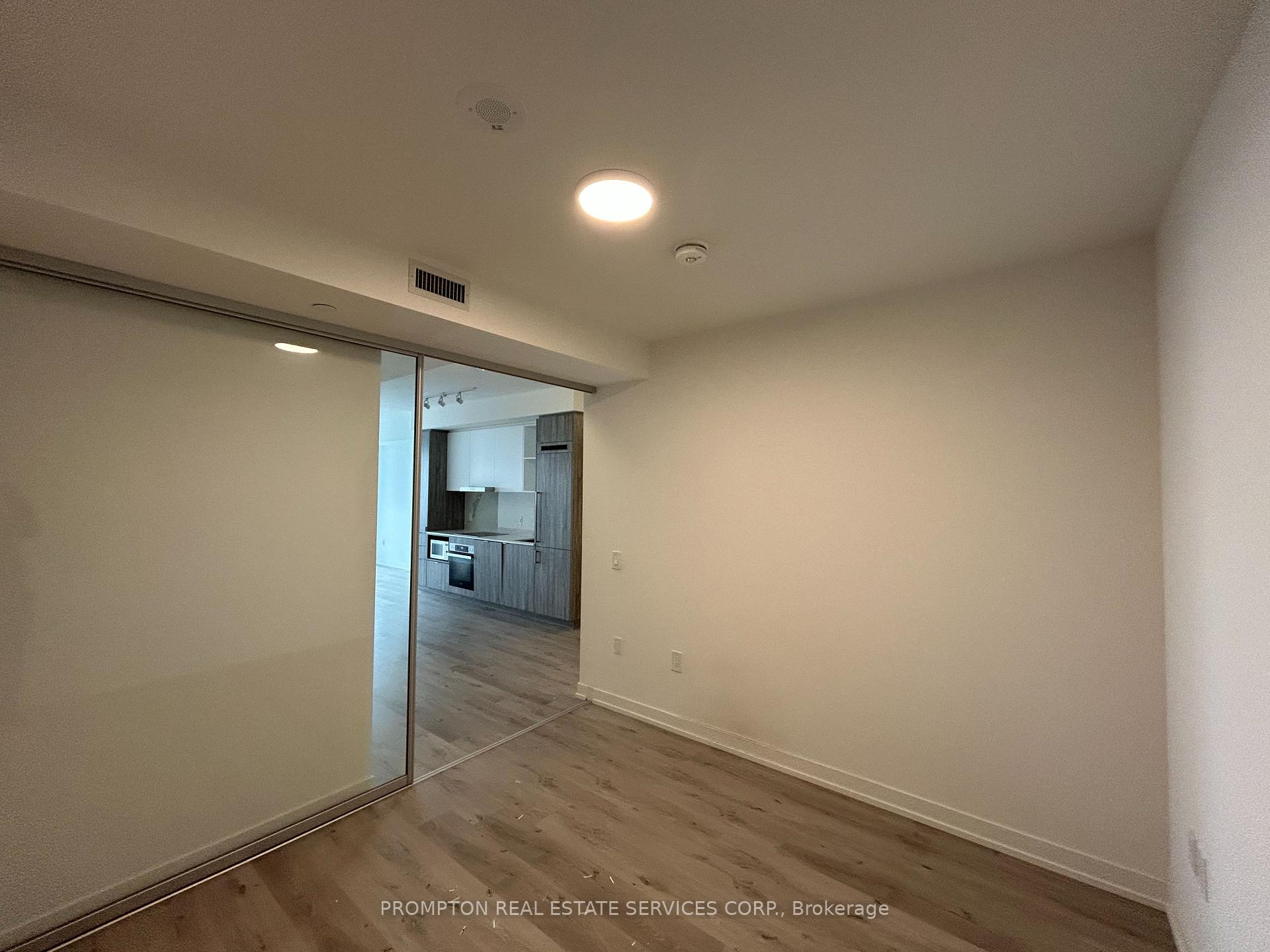 Photo 3 of Unit 5808, 138 Downes Street, Toronto, Waterfront Communities — HOMEH