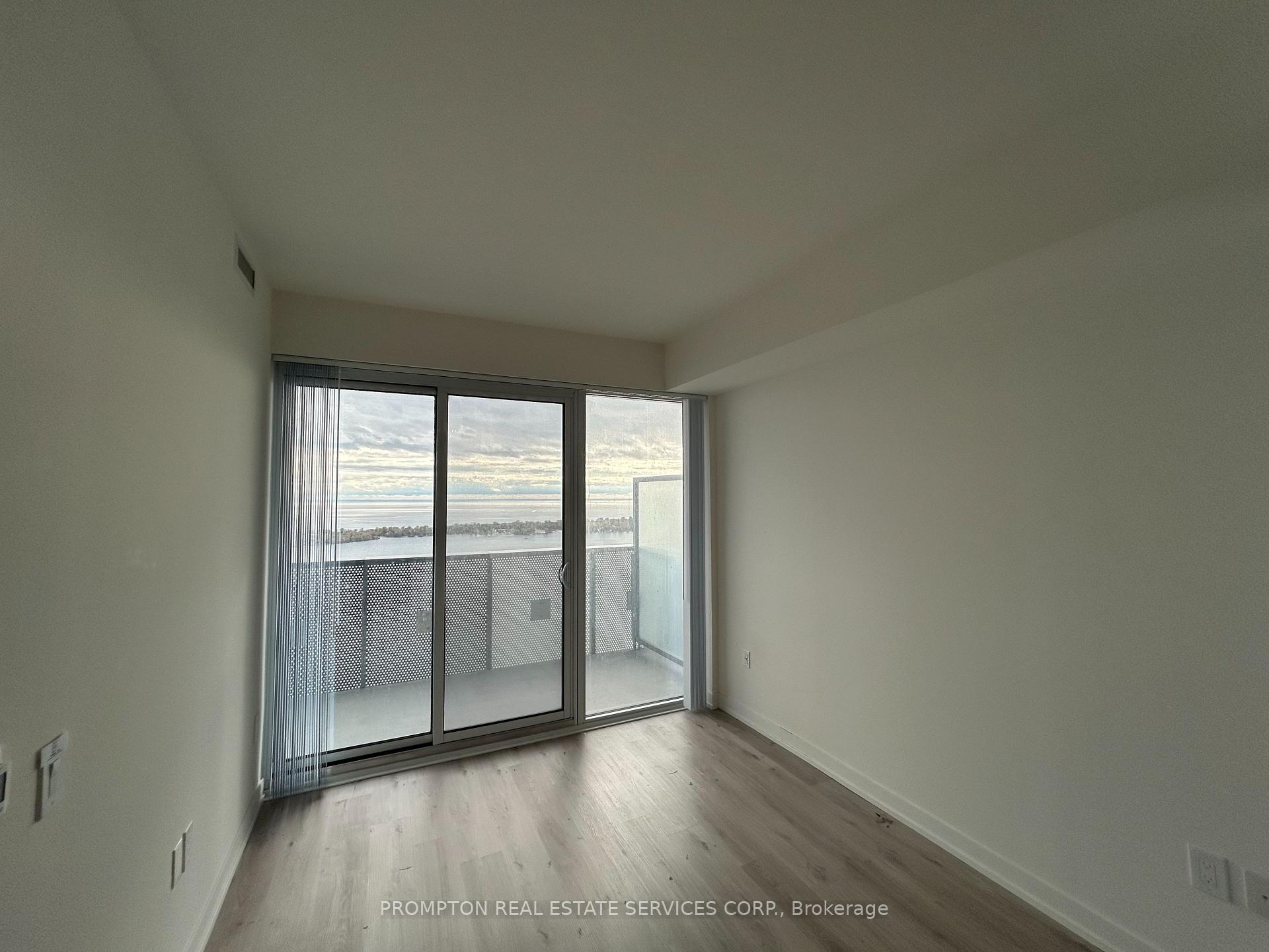 Photo 14 of Unit 5808, 138 Downes Street, Toronto, Waterfront Communities — HOMEH