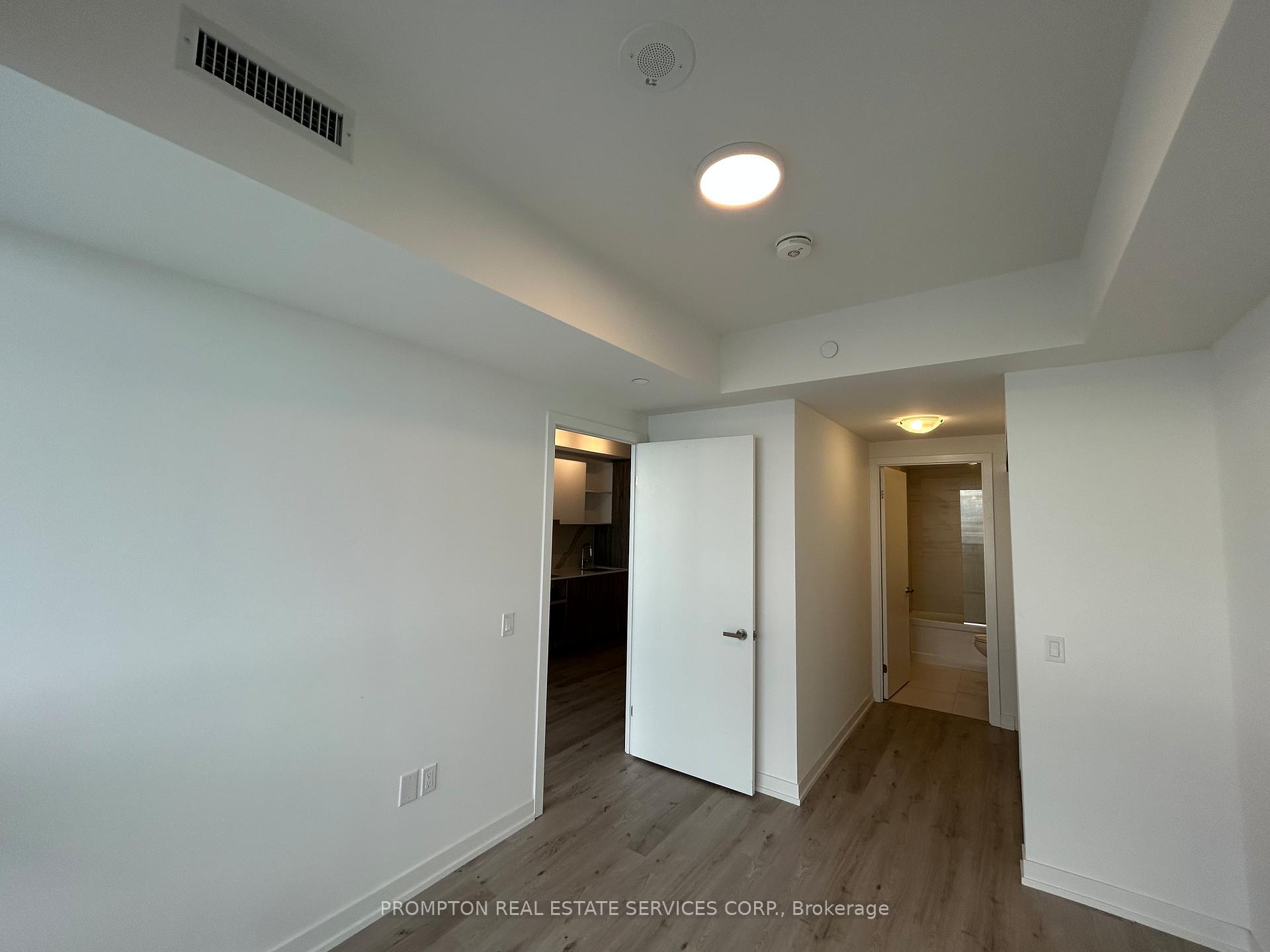 Photo 11 of Unit 5808, 138 Downes Street, Toronto, Waterfront Communities — HOMEH