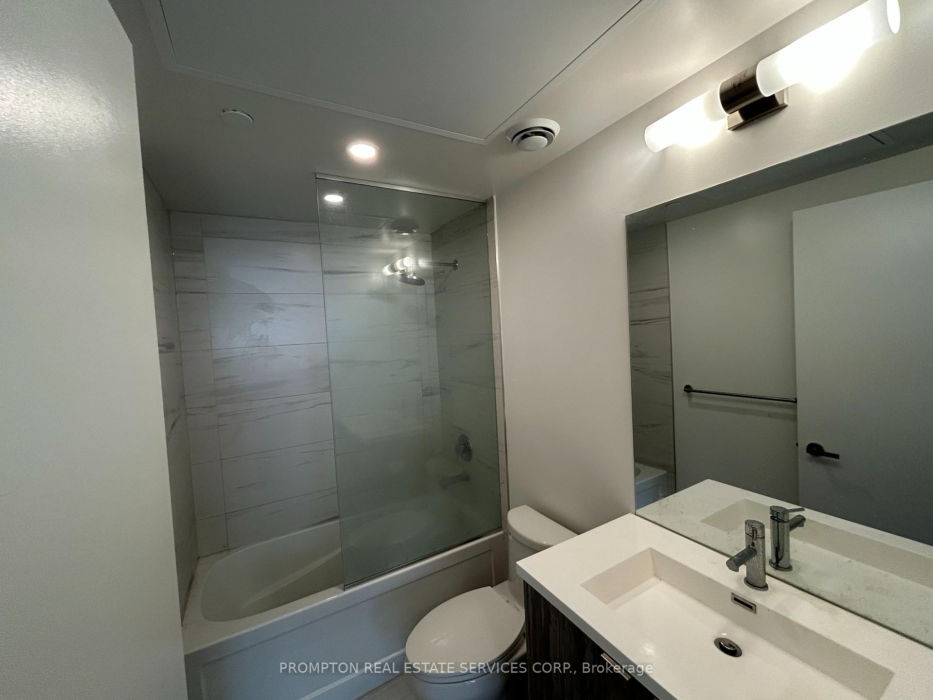 Photo 25 of Unit 5808, 138 Downes Street, Toronto, Waterfront Communities — HOMEH