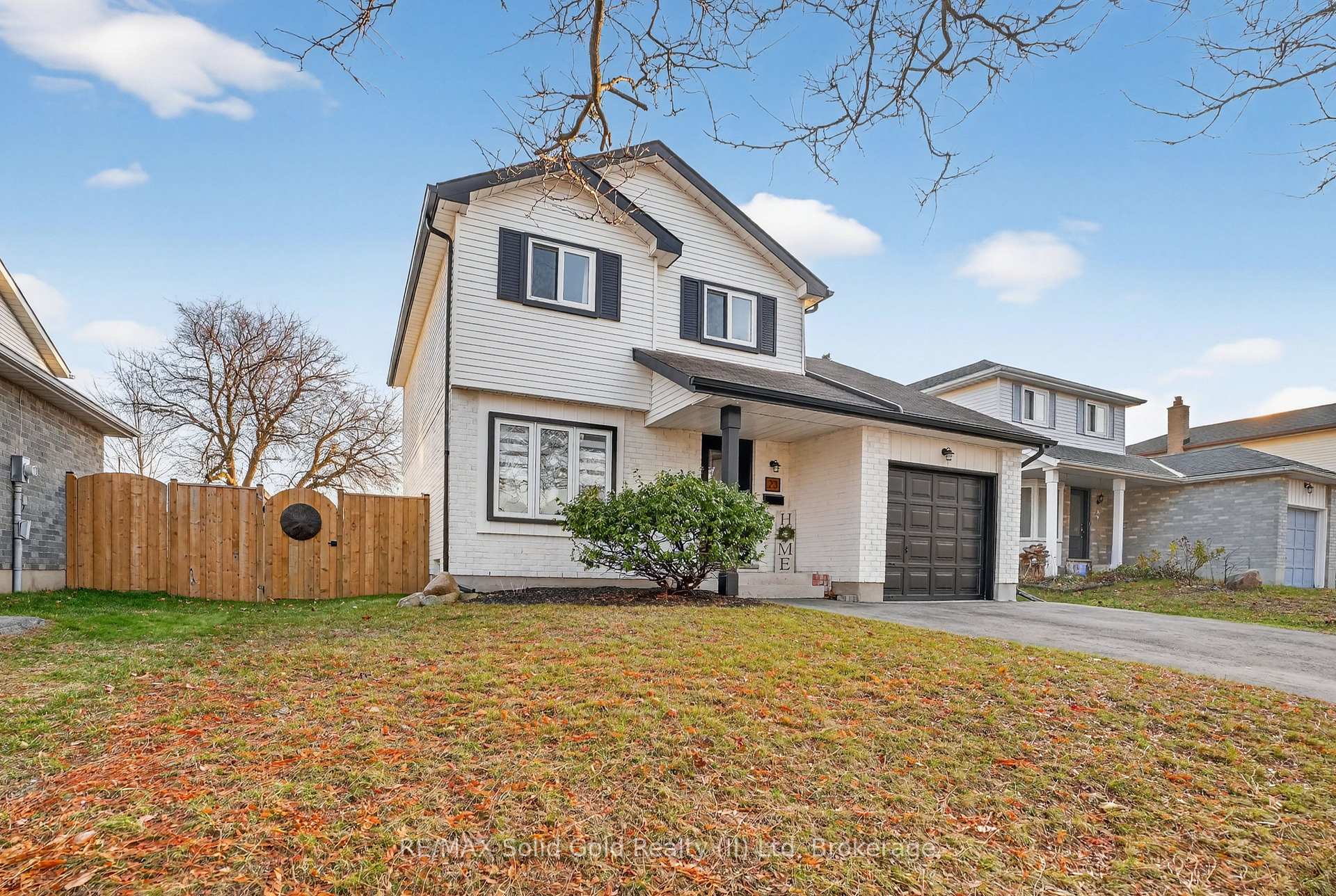 Photo 3 of 23 Rushbrook Drive, Kitchener — HOMEH