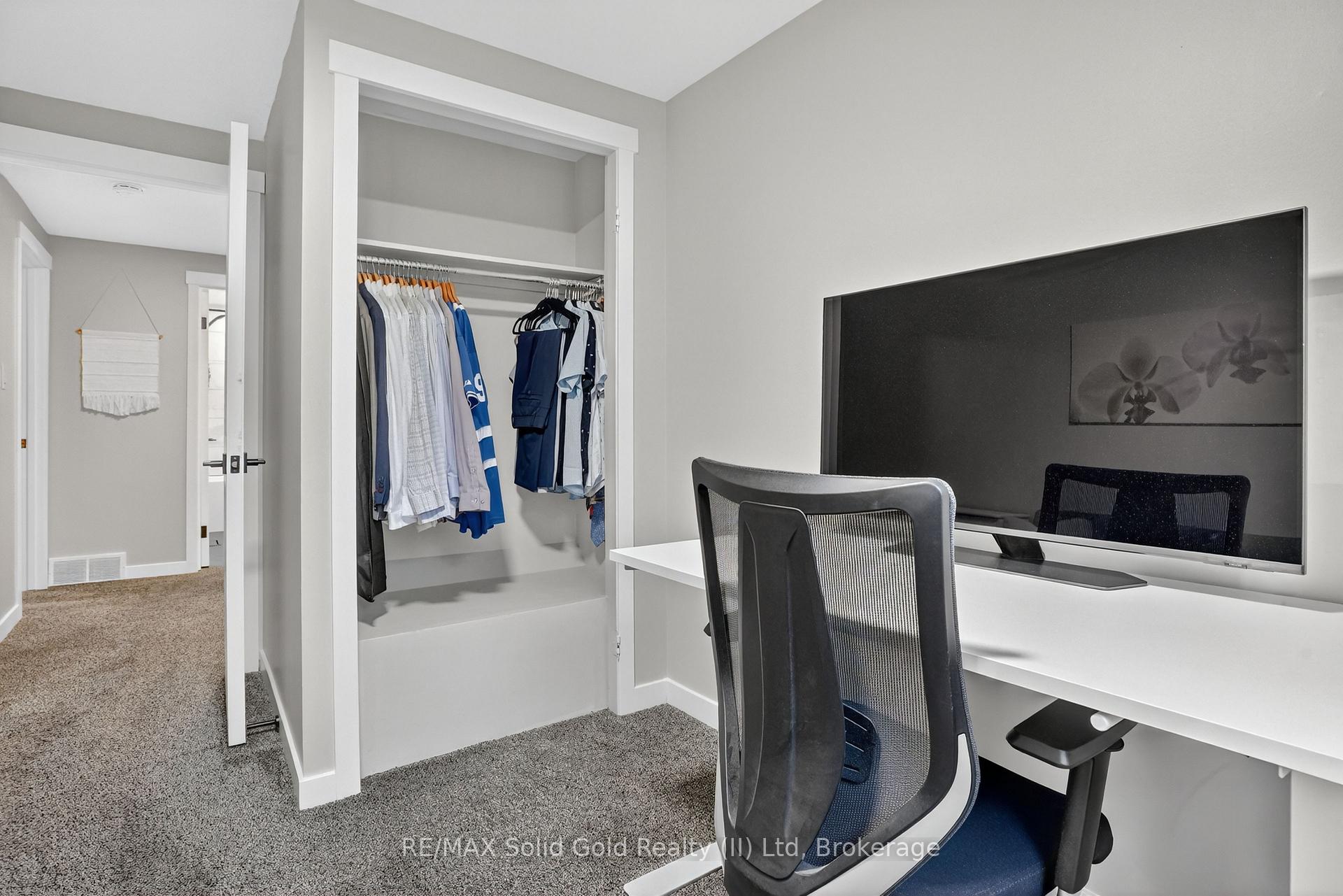 Photo 42 of 23 Rushbrook Drive, Kitchener — HOMEH