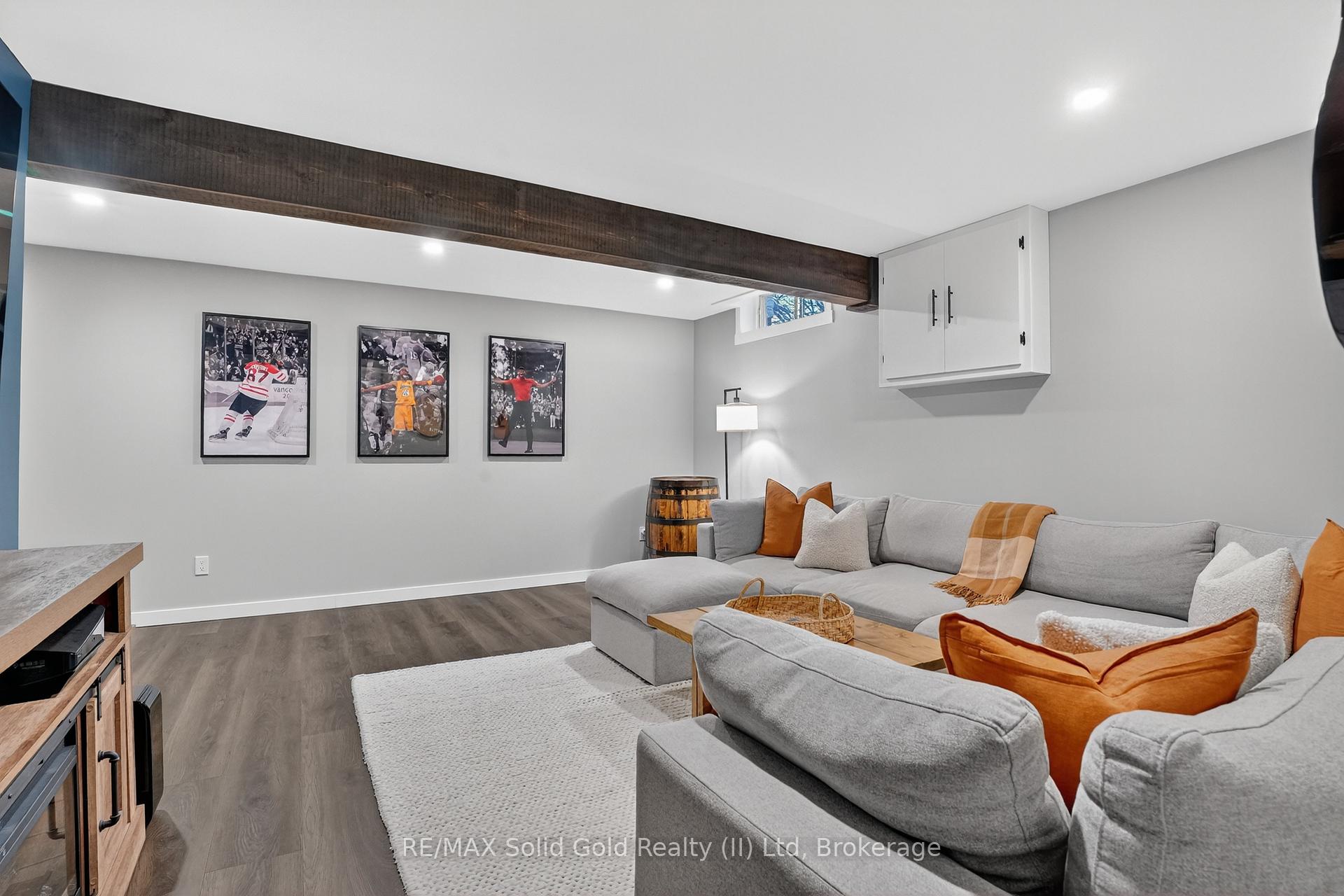 Photo 26 of 23 Rushbrook Drive, Kitchener — HOMEH