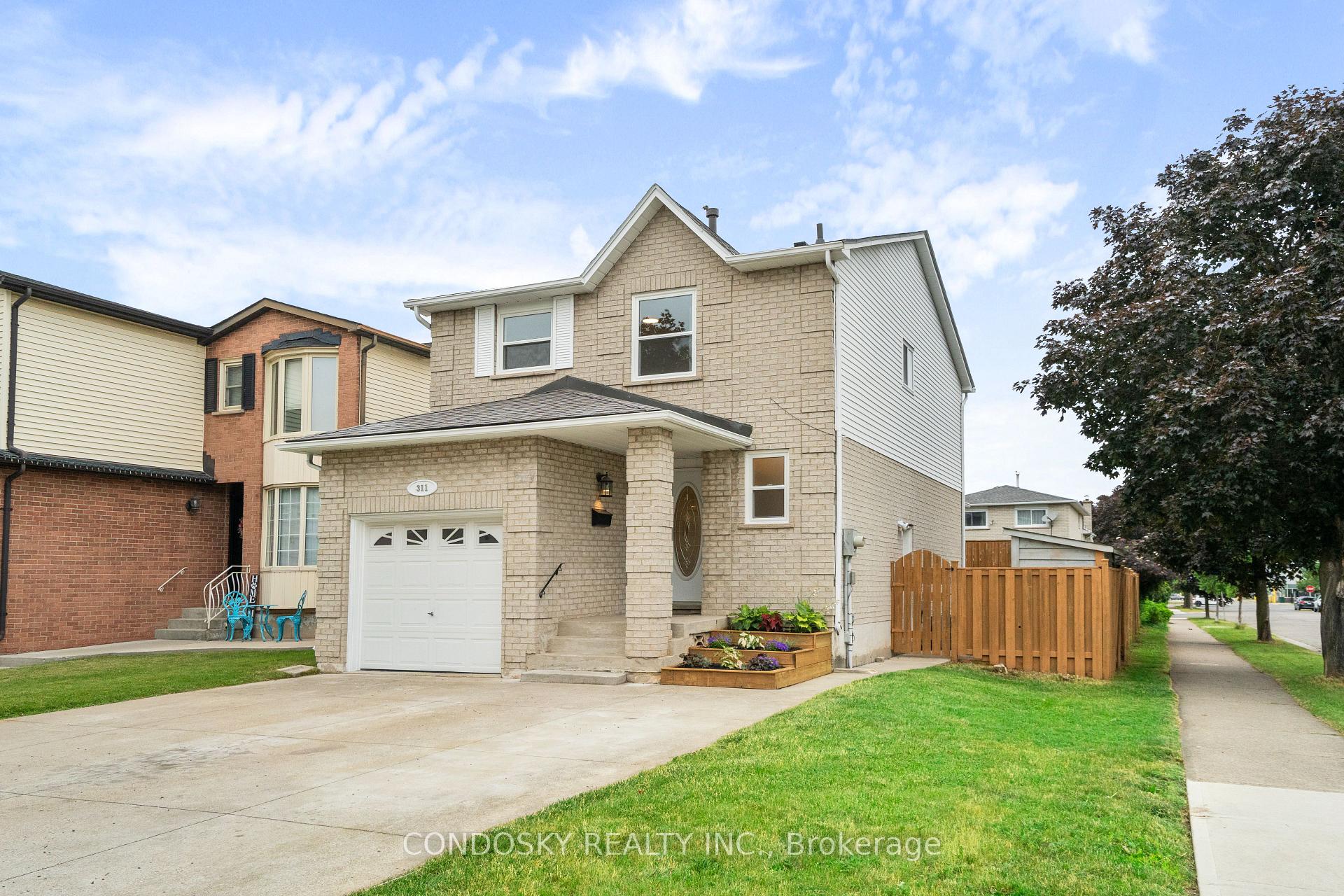 Photo 1 of 311 Macintosh Drive, Hamilton, Stoney Creek — HOMEH