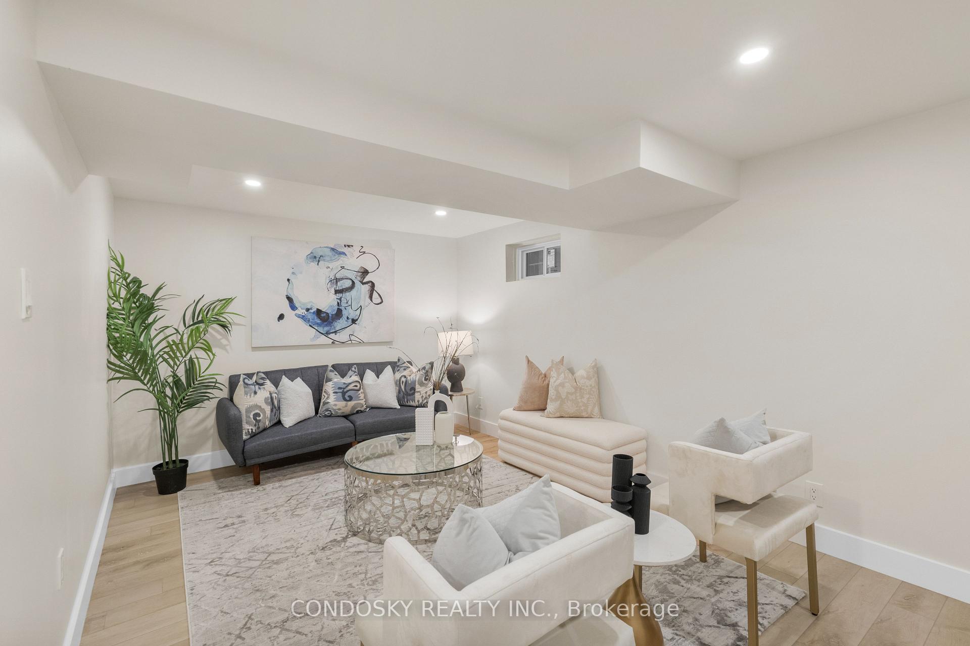Photo 47 of 311 Macintosh Drive, Hamilton, Stoney Creek — HOMEH