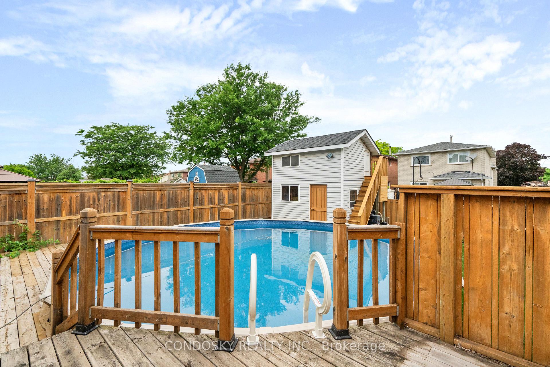 Photo 41 of 311 Macintosh Drive, Hamilton, Stoney Creek — HOMEH