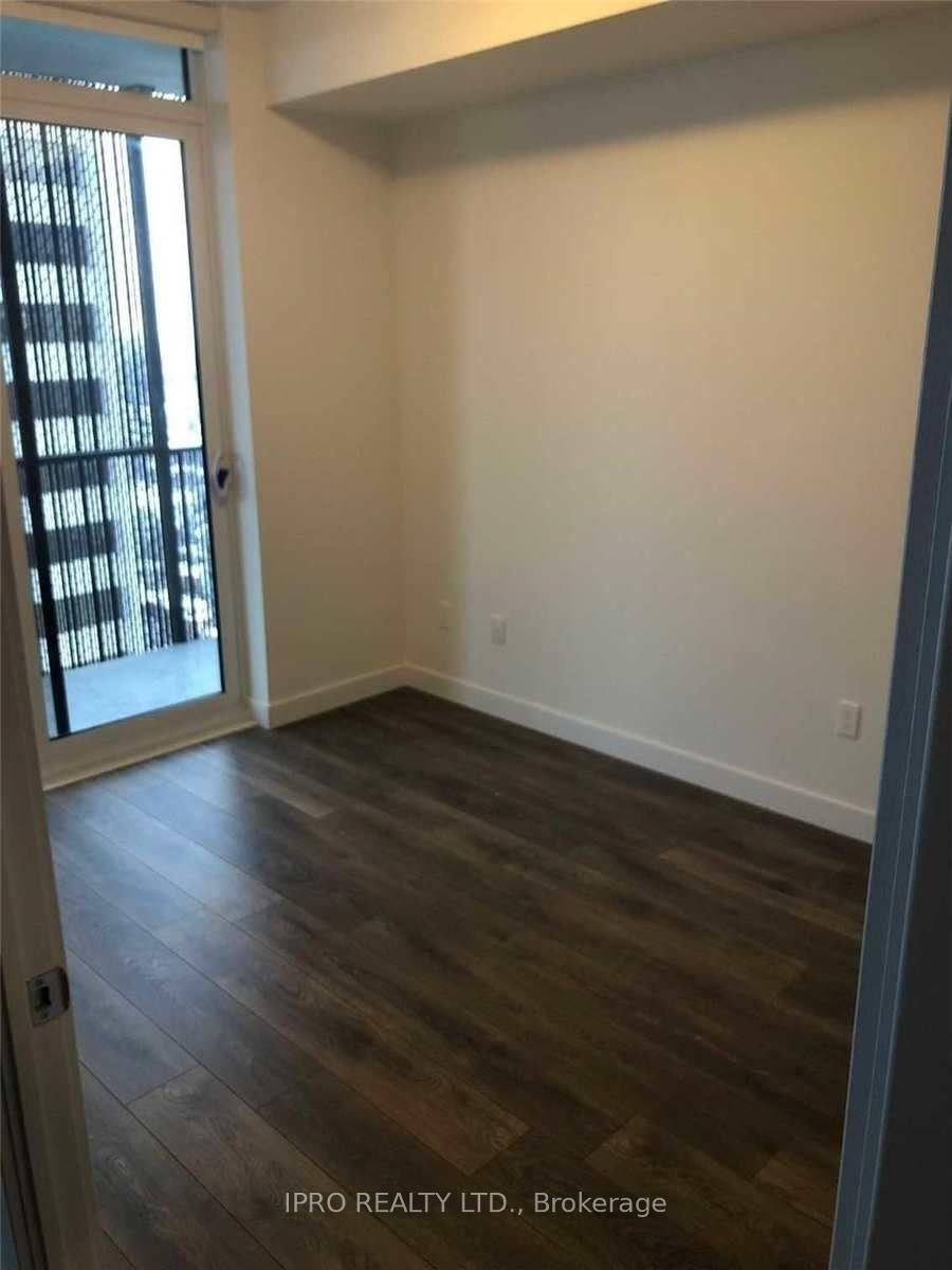 Photo 3 of Unit 2704, 8 Eglinton Avenue E, Toronto, Mount Pleasant West — HOMEH