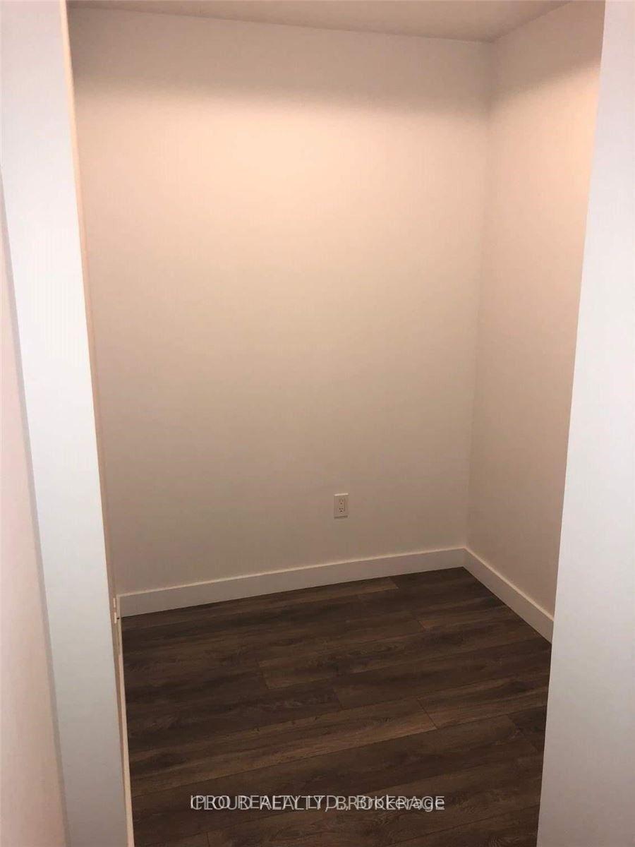 Photo 4 of Unit 2704, 8 Eglinton Avenue E, Toronto, Mount Pleasant West — HOMEH