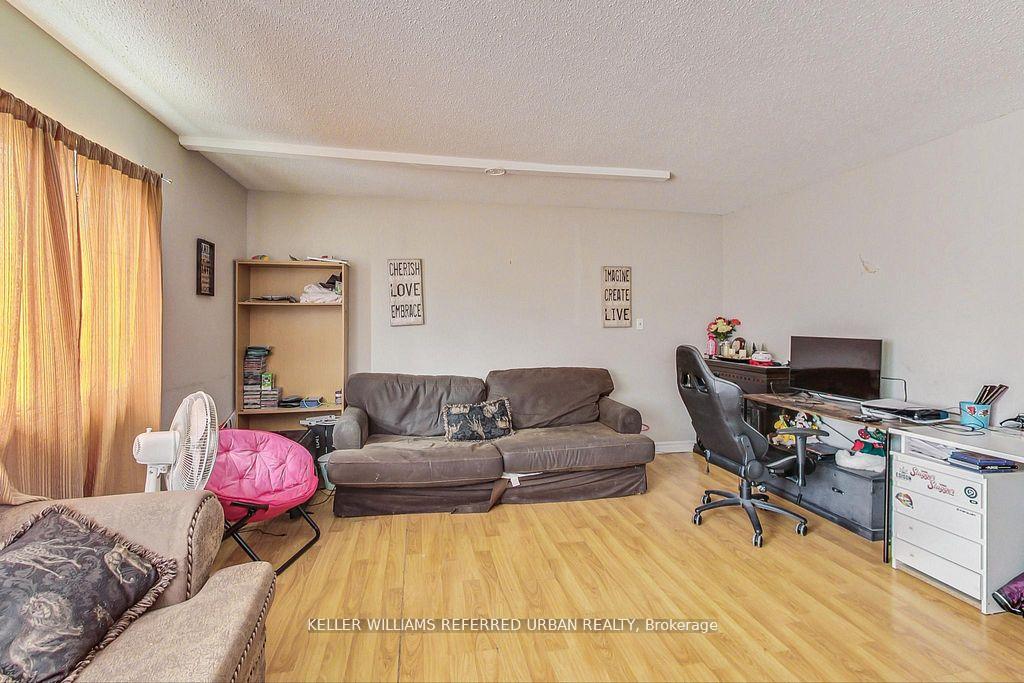 Photo 13 of 310 Ormond Drive, Oshawa, Samac — HOMEH