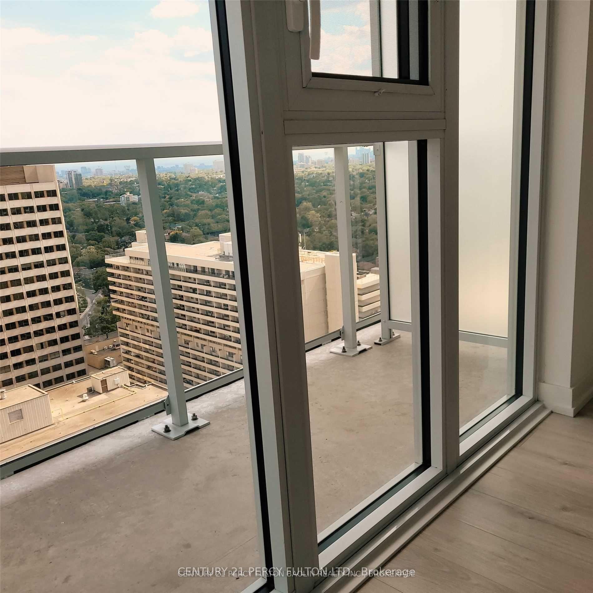 Photo 7 of Unit 2708, 33 Helendale Avenue, Toronto, Yonge-Eglinton — HOMEH