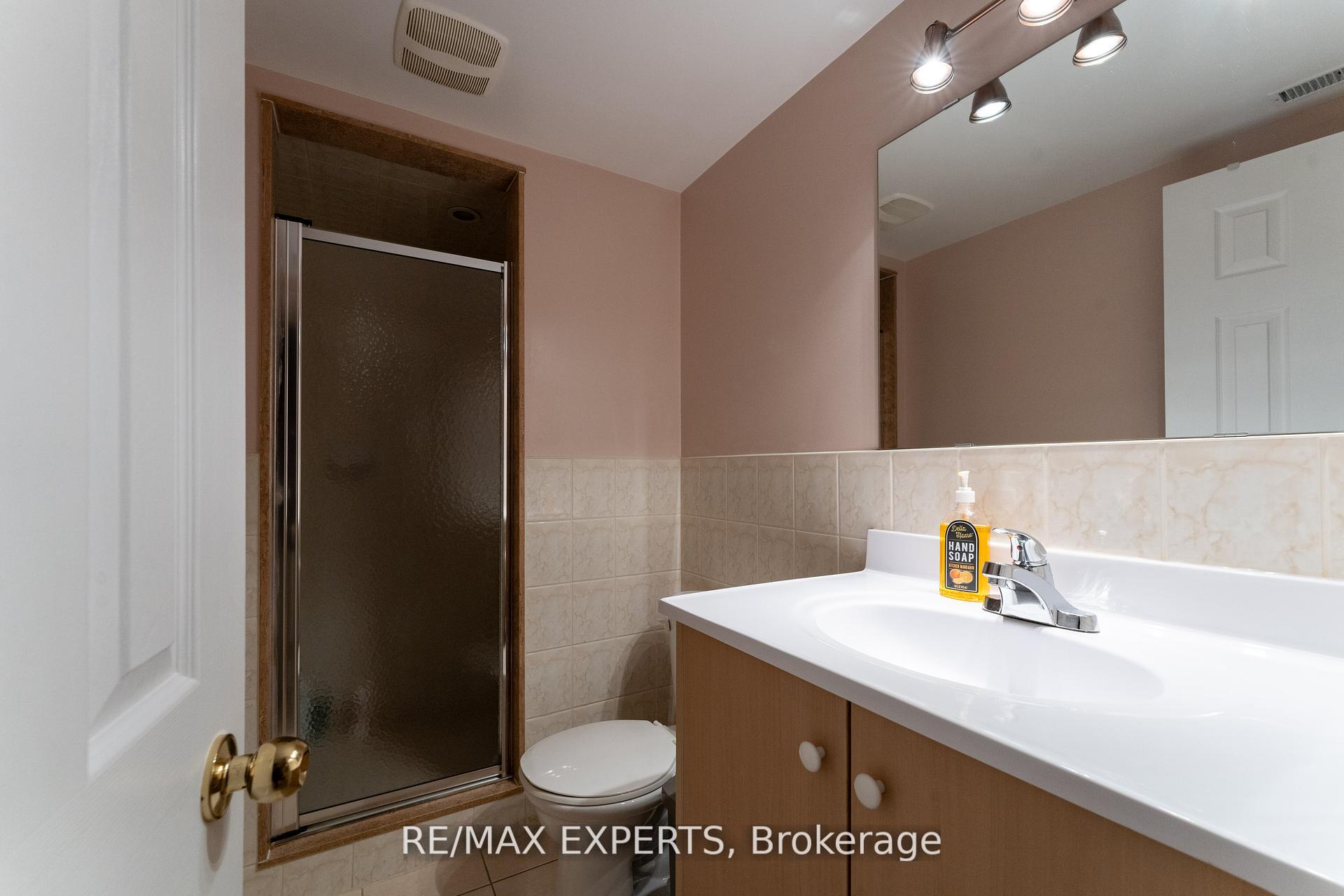 Photo 17 of 39 Softneedle Avenue, Brampton, Sandringham-Wellington — HOMEH