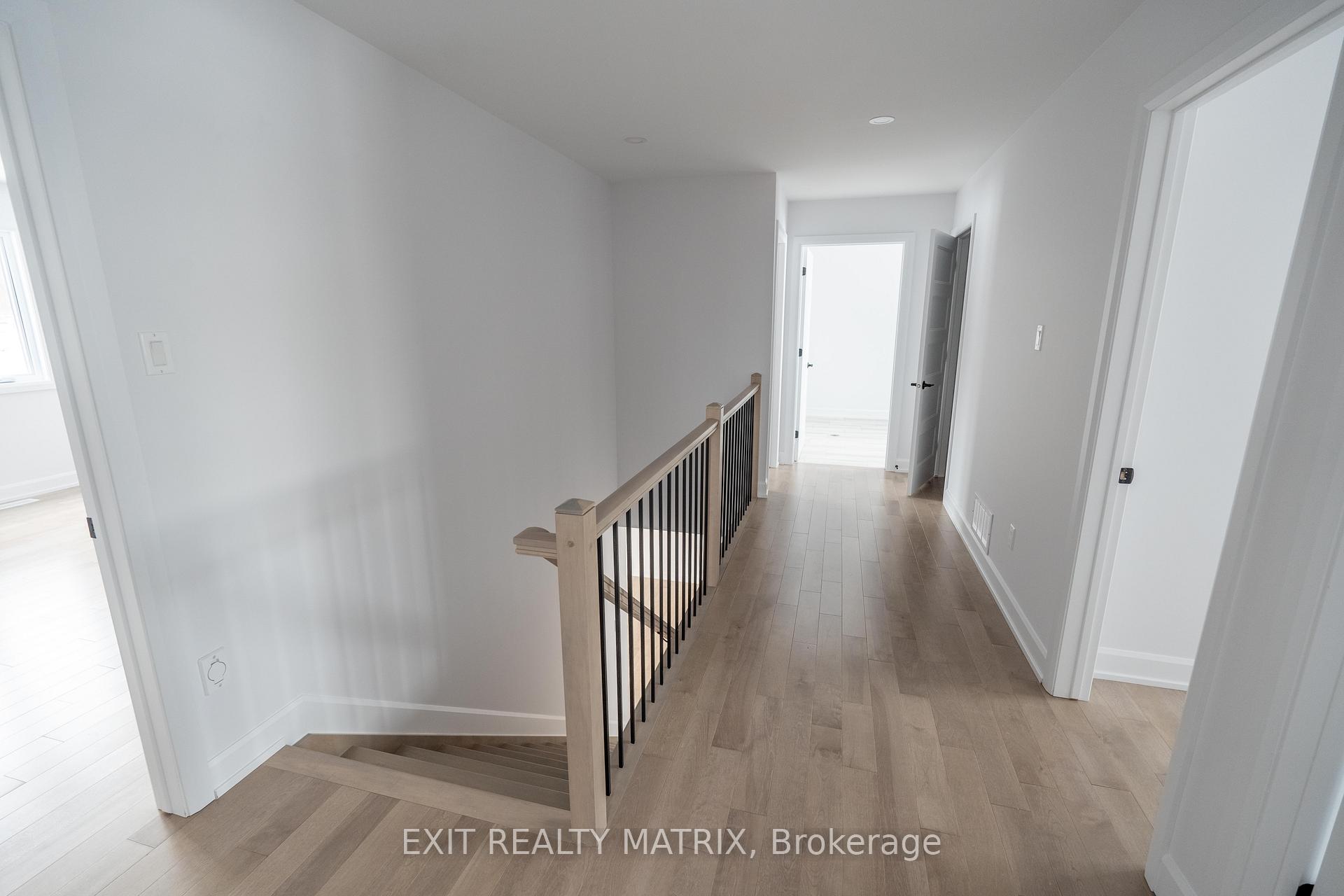 Photo 3 of 1409 Caroline Court, Cornwall — HOMEH