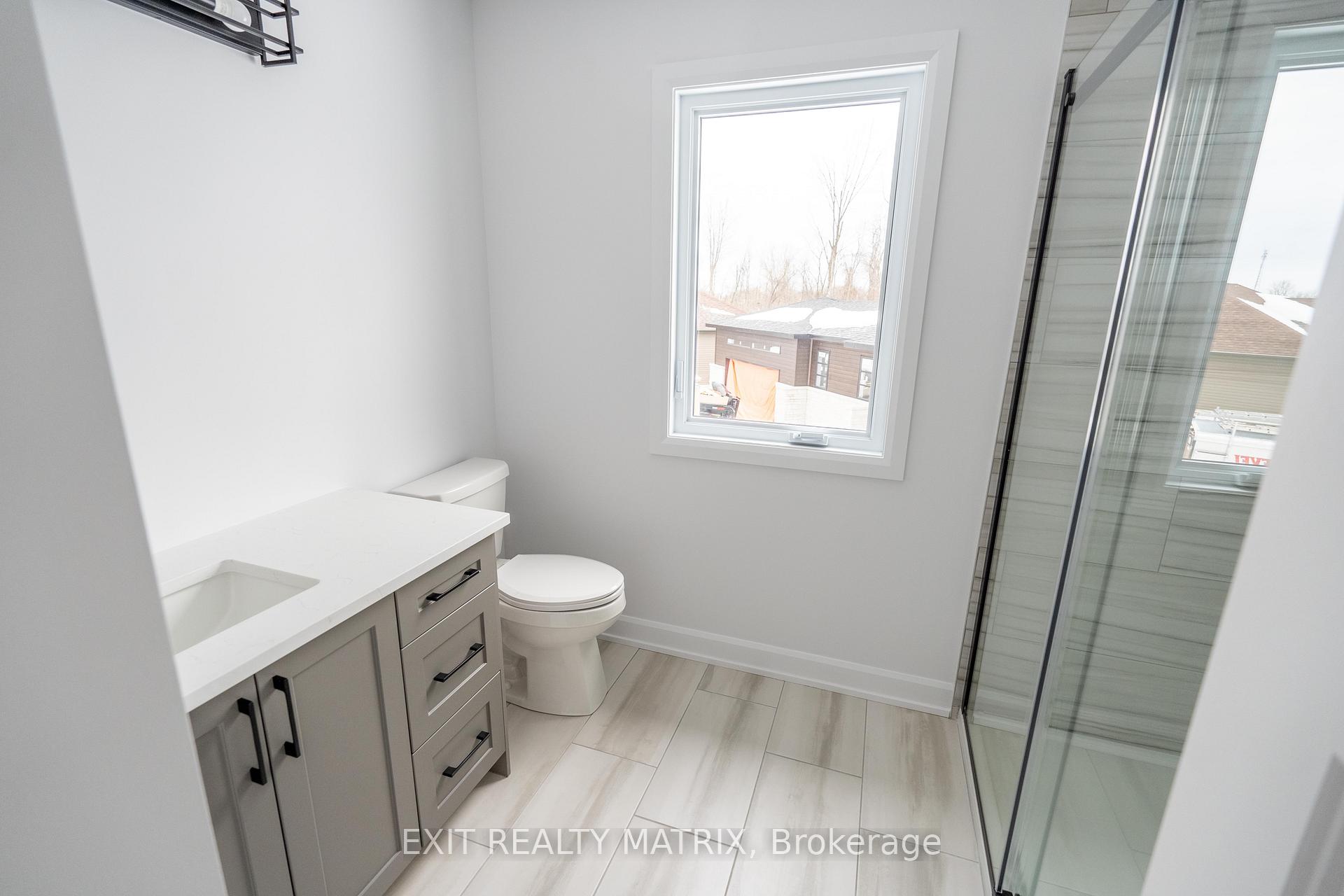 Photo 4 of 1409 Caroline Court, Cornwall — HOMEH