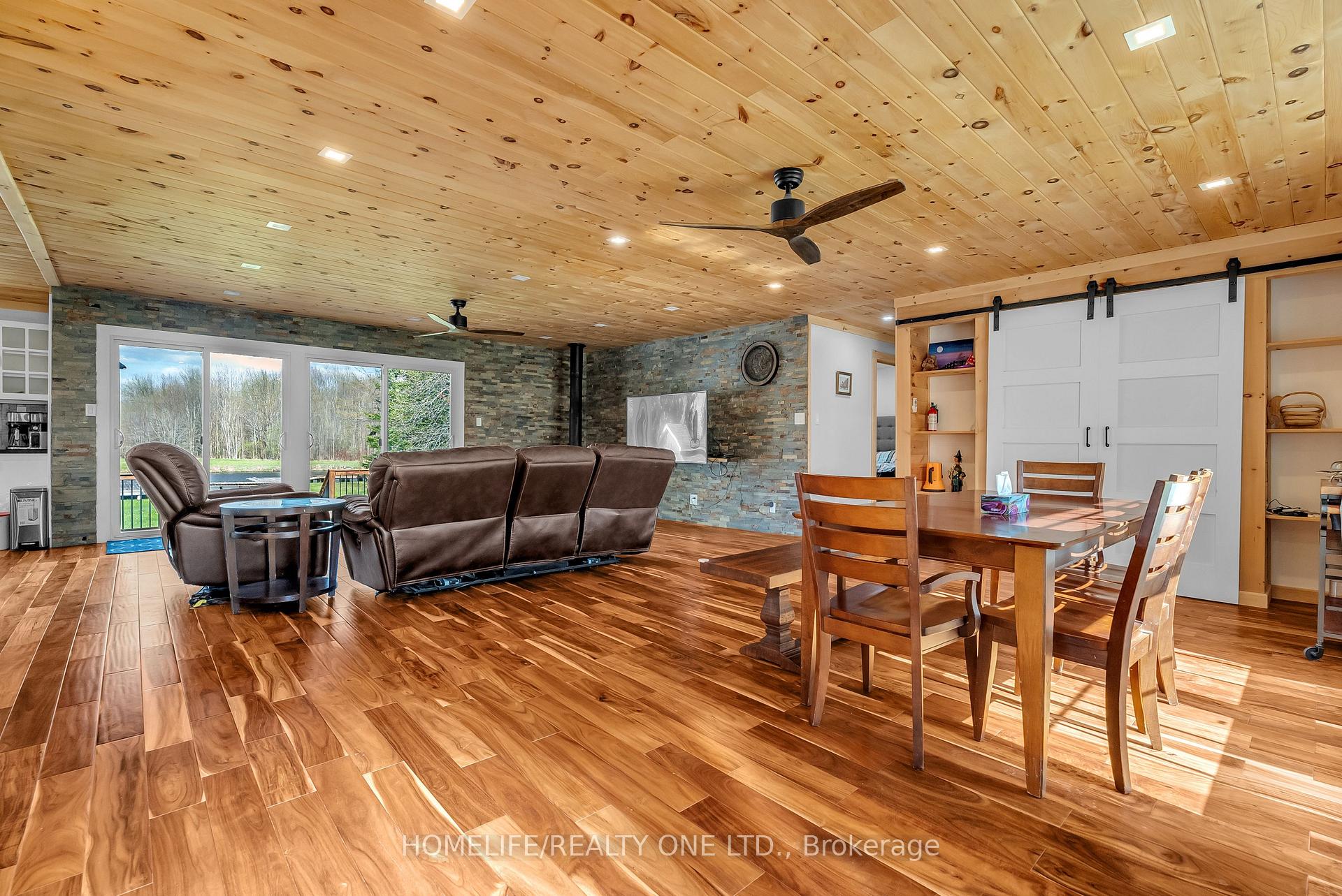 Photo 13 of 4055 Glenn Cedar Drive, Ramara, Rural Ramara — HOMEH