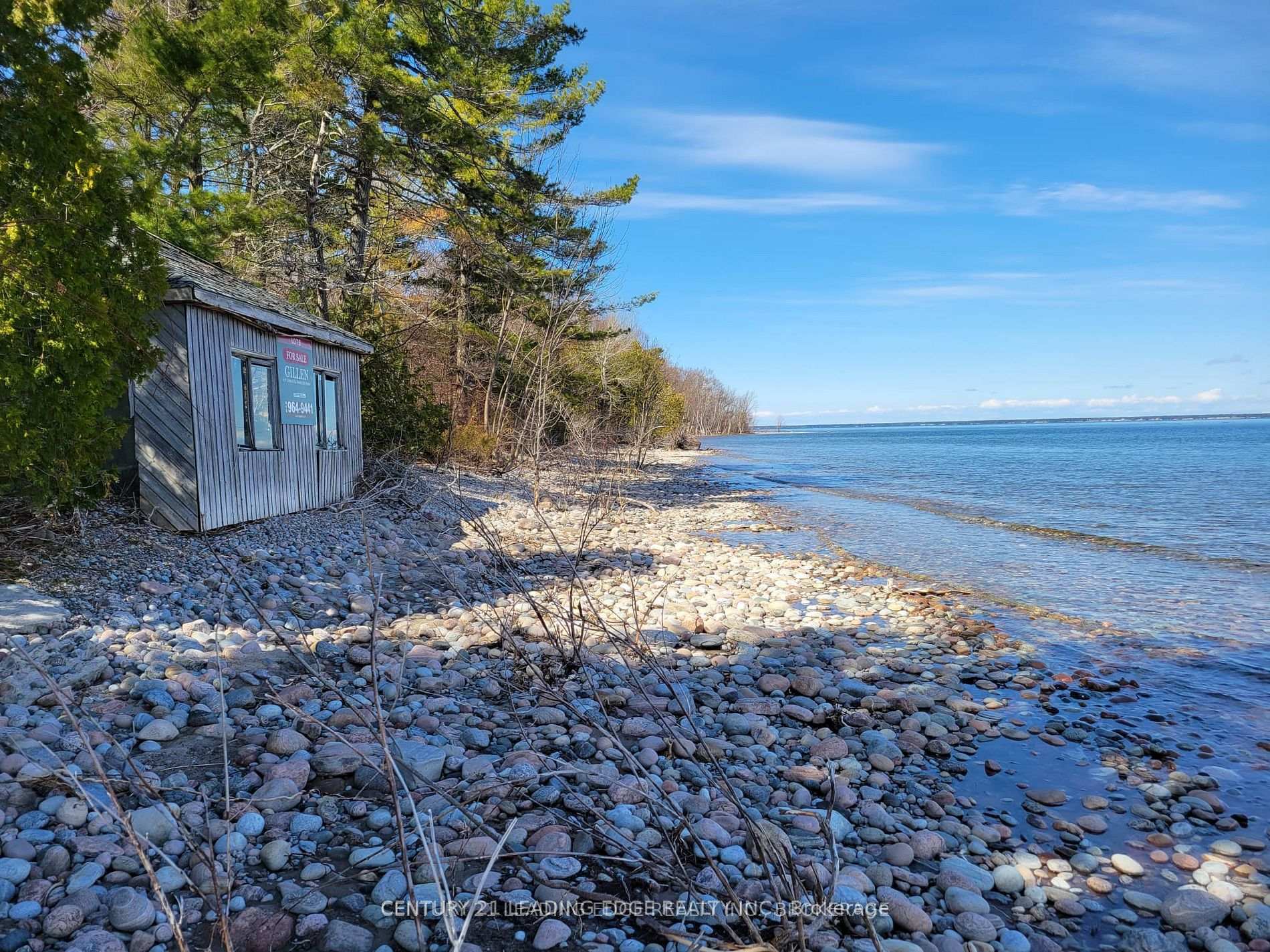 Photo 8 of 16 Giant'S Tomb Island, Tiny, Rural Tiny — HOMEH