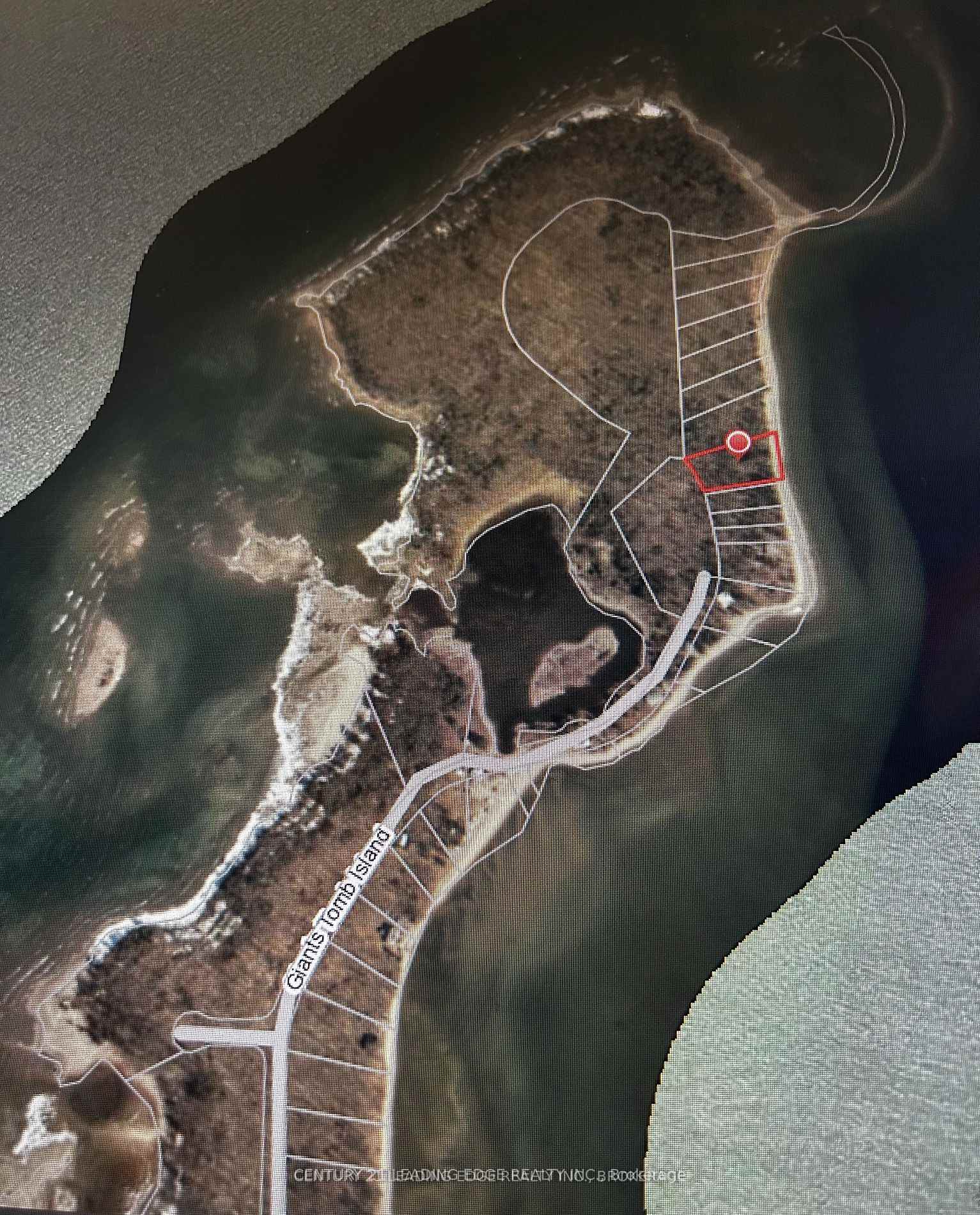 Photo 5 of 16 Giant'S Tomb Island, Tiny, Rural Tiny — HOMEH