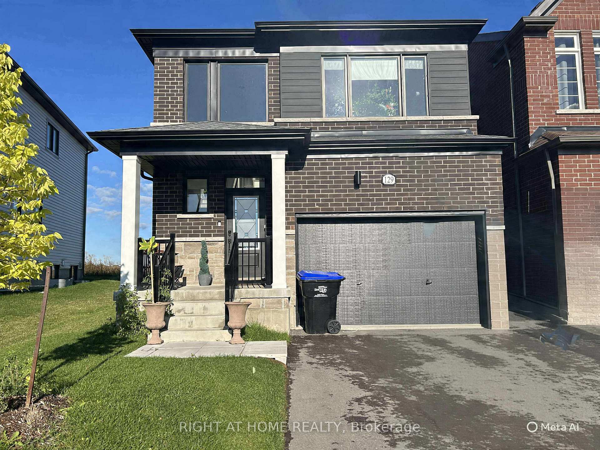 Photo 1 of 129 Union Boulevard, Wasaga Beach — HOMEH