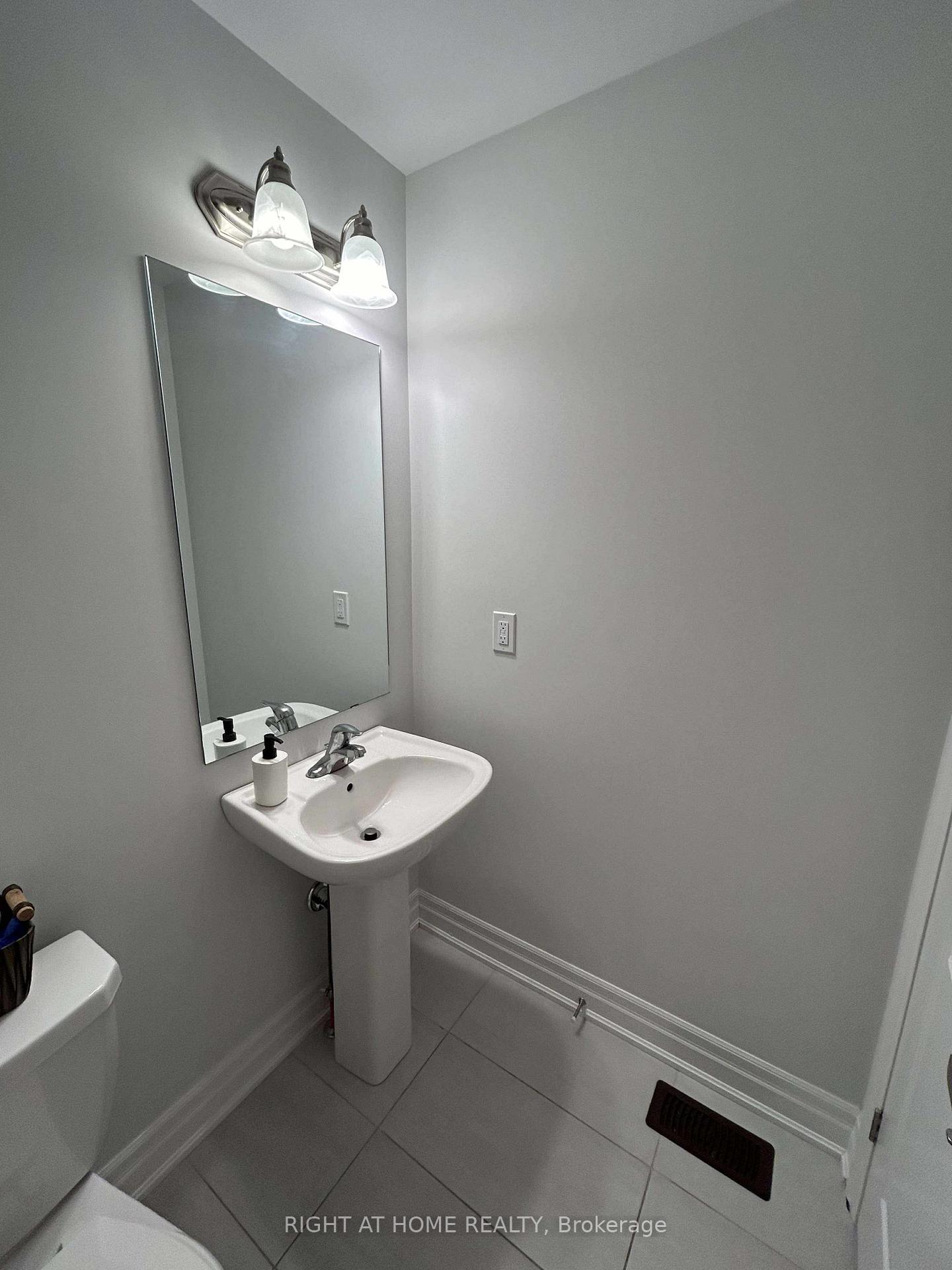 Photo 11 of 129 Union Boulevard, Wasaga Beach — HOMEH
