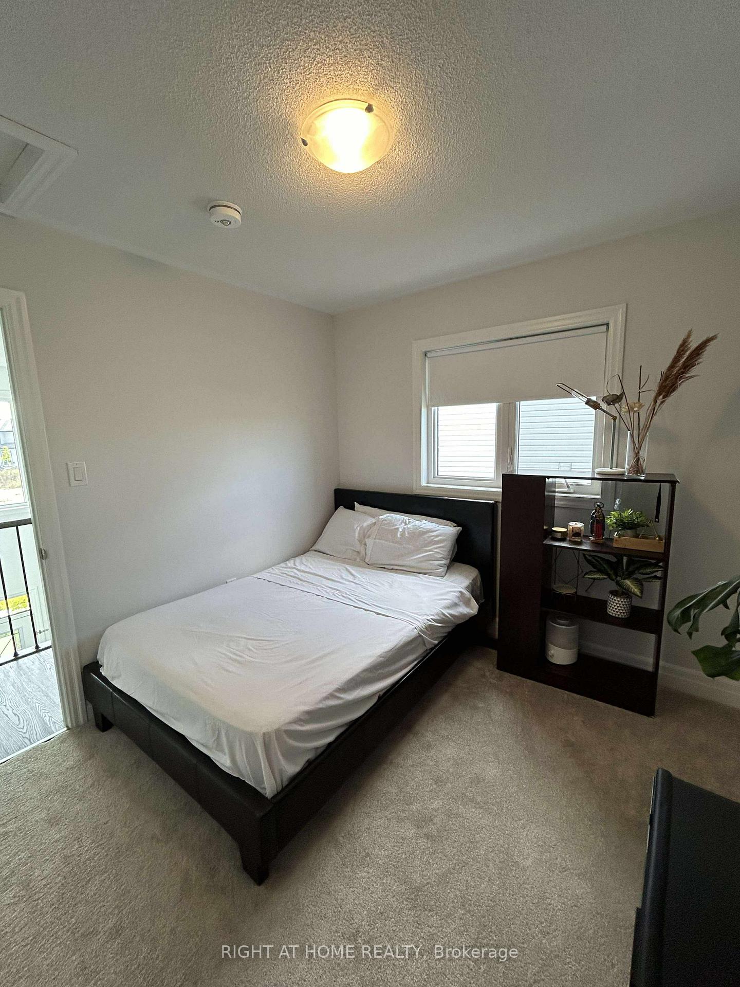 Photo 5 of 129 Union Boulevard, Wasaga Beach — HOMEH