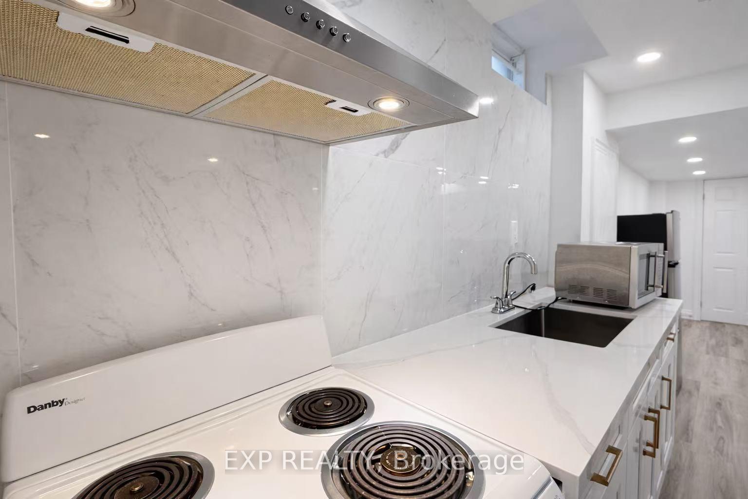 Photo 7 of Unit Bsmt, 135 Warren Bradley Street, Markham, Berczy — HOMEH