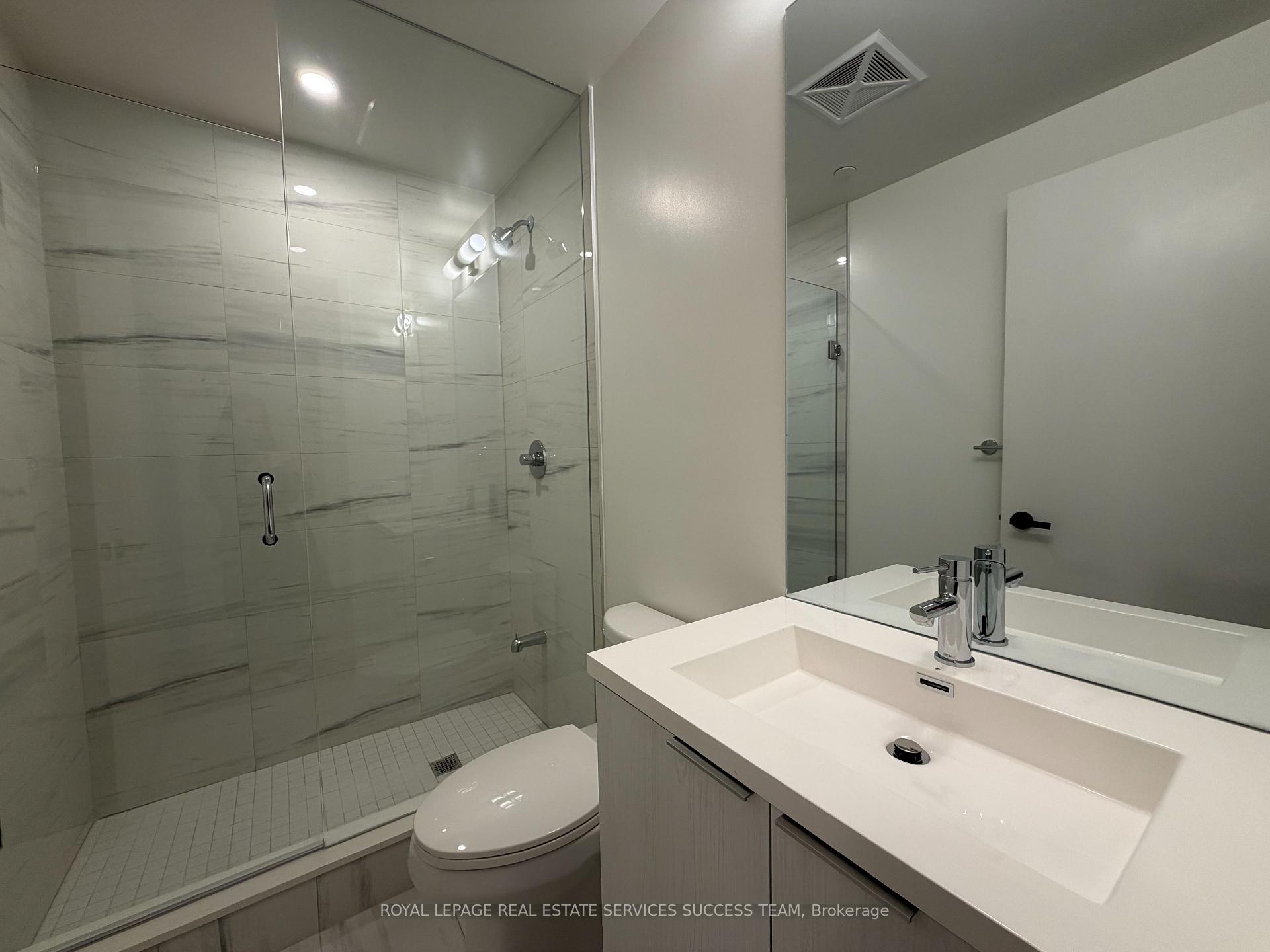 Photo 14 of Unit 1107, 8 Interchange Way, Vaughan, Vaughan Corporate Centre — HOMEH