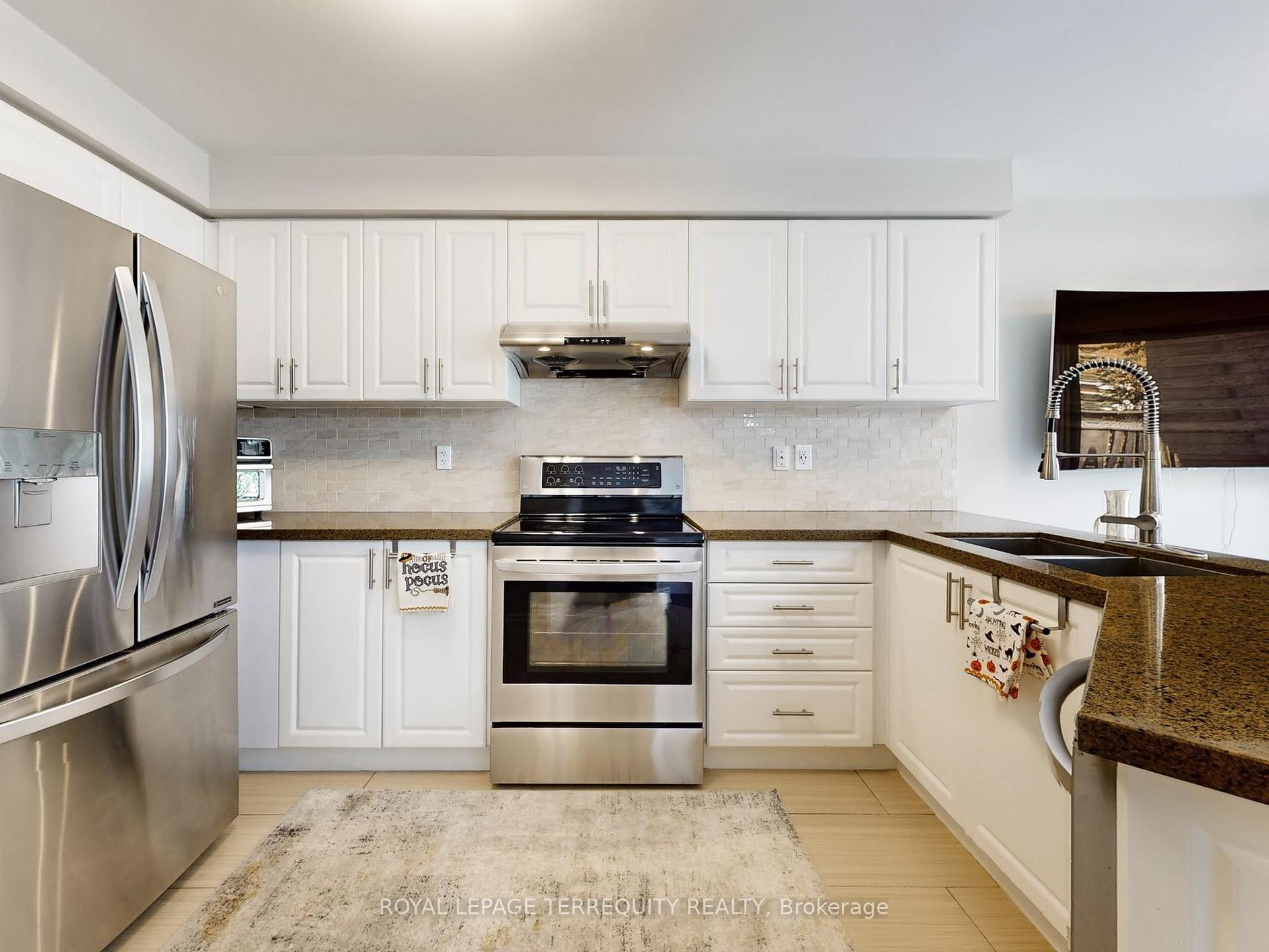 Photo 6 of 51 Tasker Crescent, Ajax, Central — HOMEH
