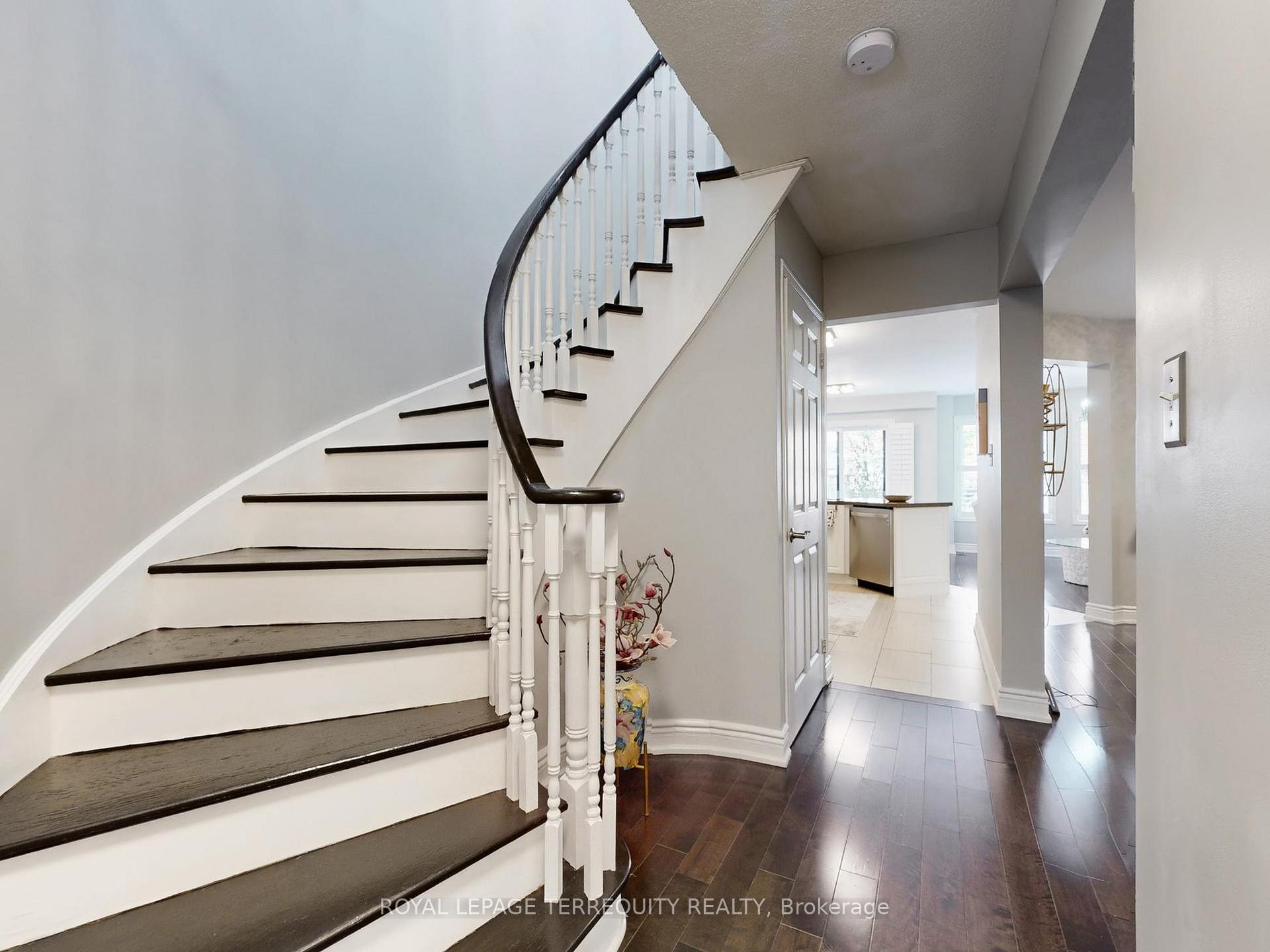 Photo 12 of 51 Tasker Crescent, Ajax, Central — HOMEH