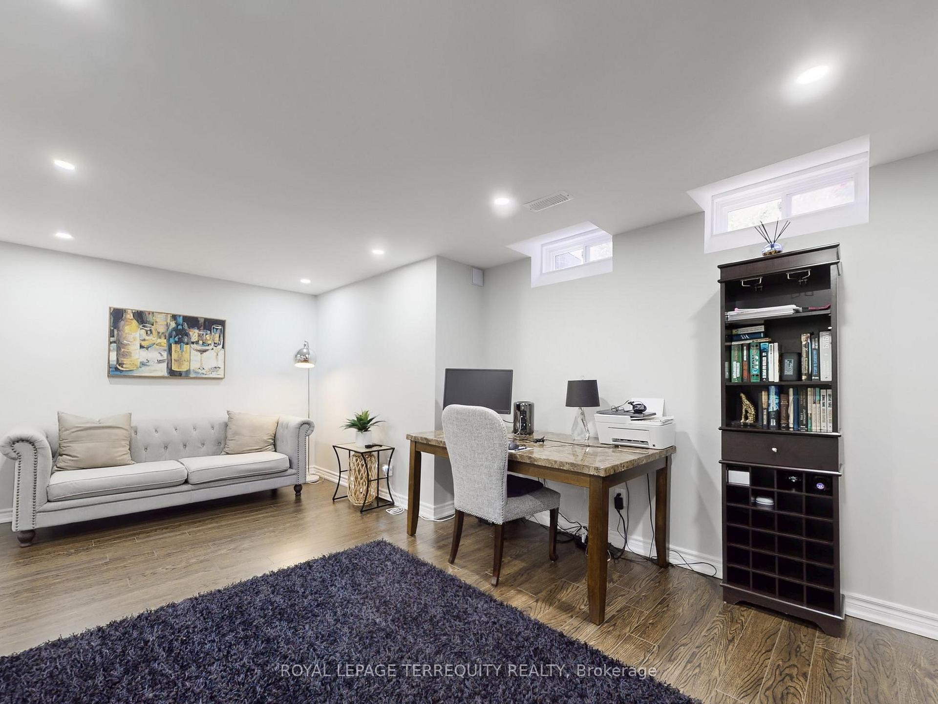 Photo 32 of 51 Tasker Crescent, Ajax, Central — HOMEH