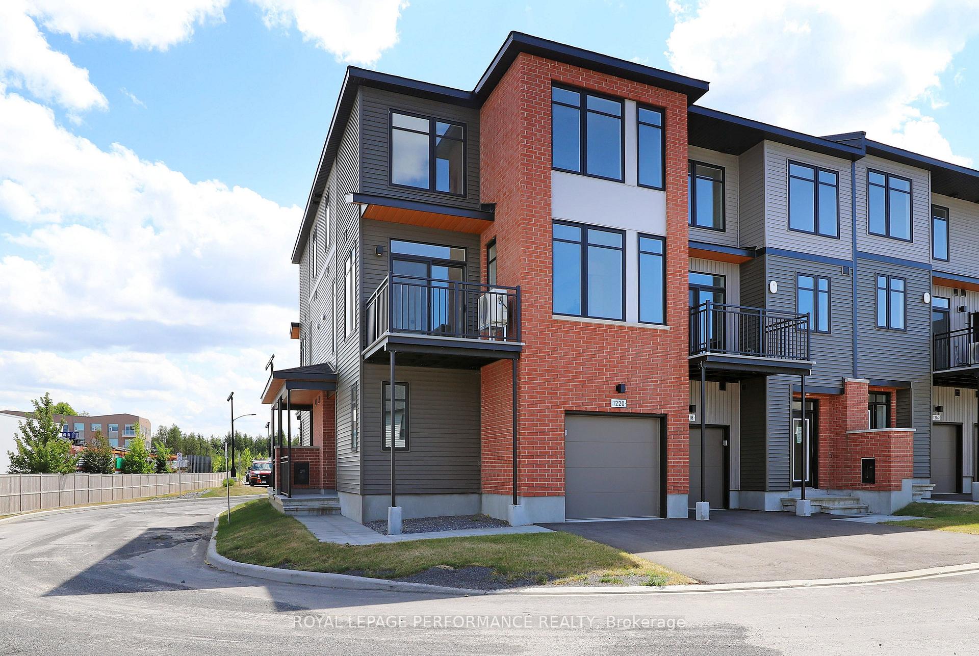Front of 1220 Flycatcher Private