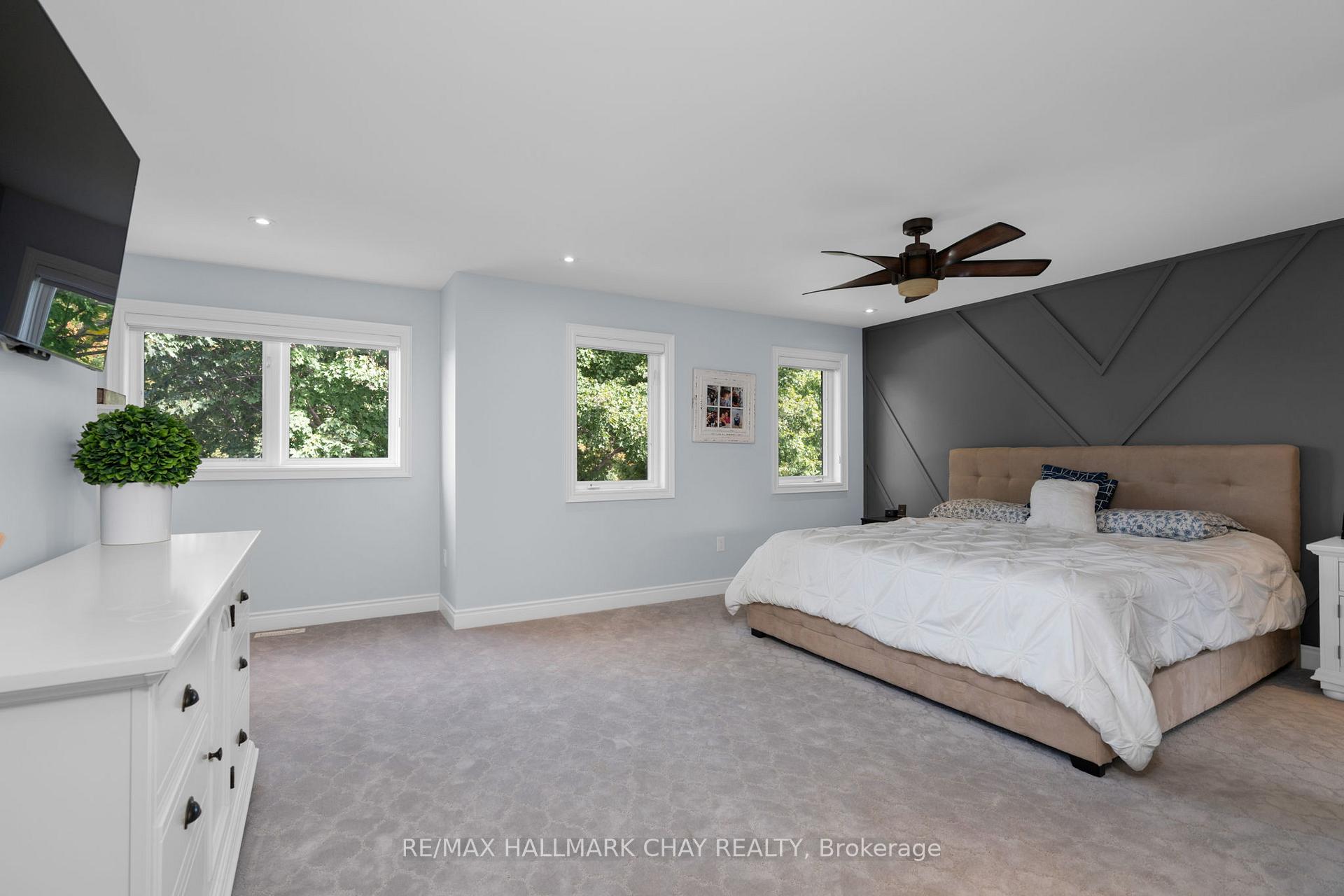 Photo 24 of 10 Roy Hickling Drive, Springwater, Midhurst — HOMEH