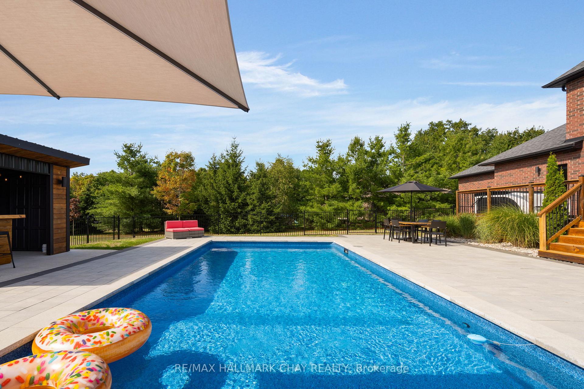 Photo 37 of 10 Roy Hickling Drive, Springwater, Midhurst — HOMEH
