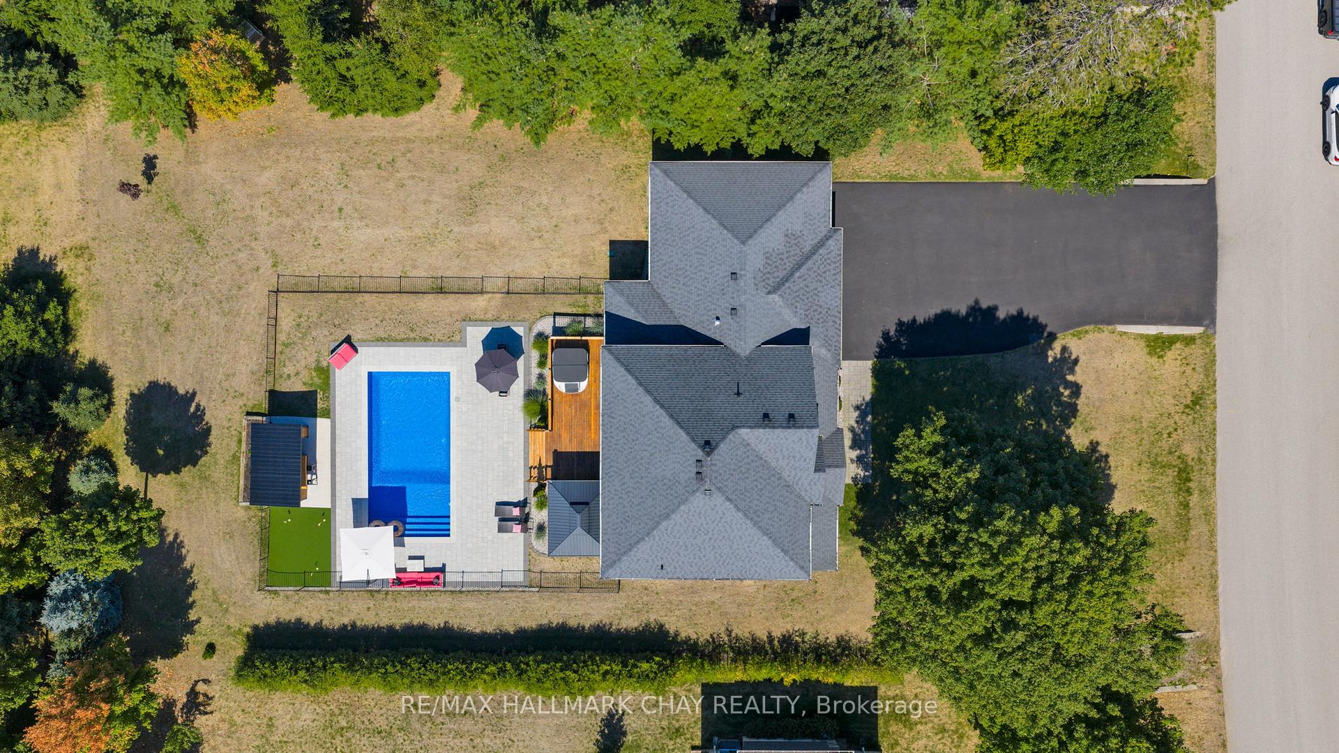 Photo 30 of 10 Roy Hickling Drive, Springwater, Midhurst — HOMEH
