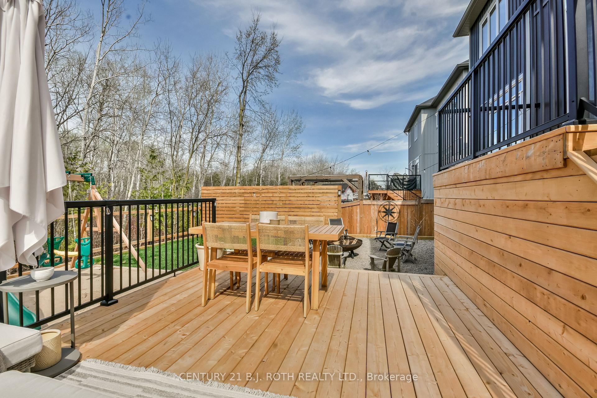 Photo 37 of 215 Roy Drive, Clearview, Stayner — HOMEH