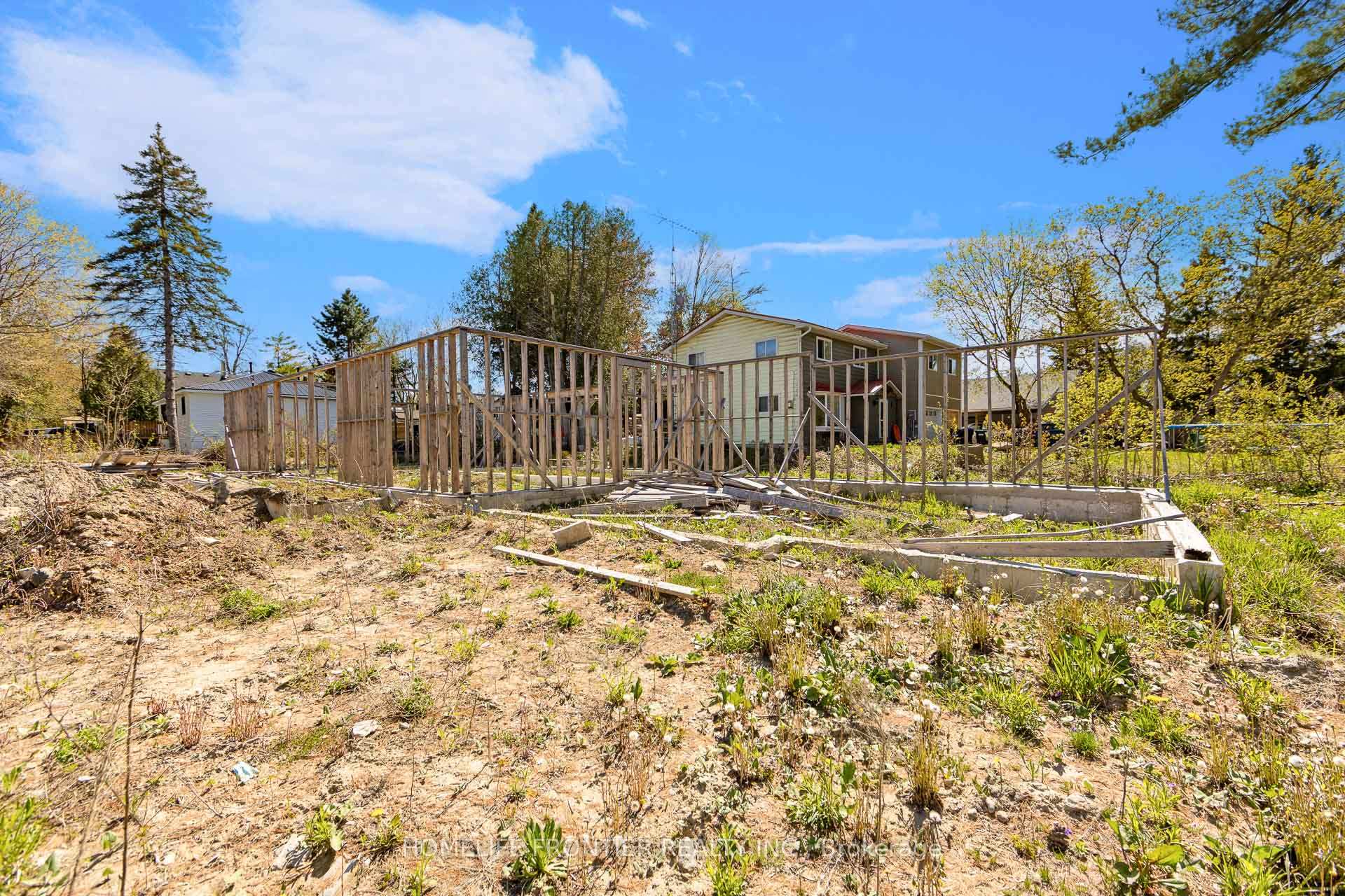 Photo 10 of 1790 St Johns Road, Innisfil, Alcona — HOMEH