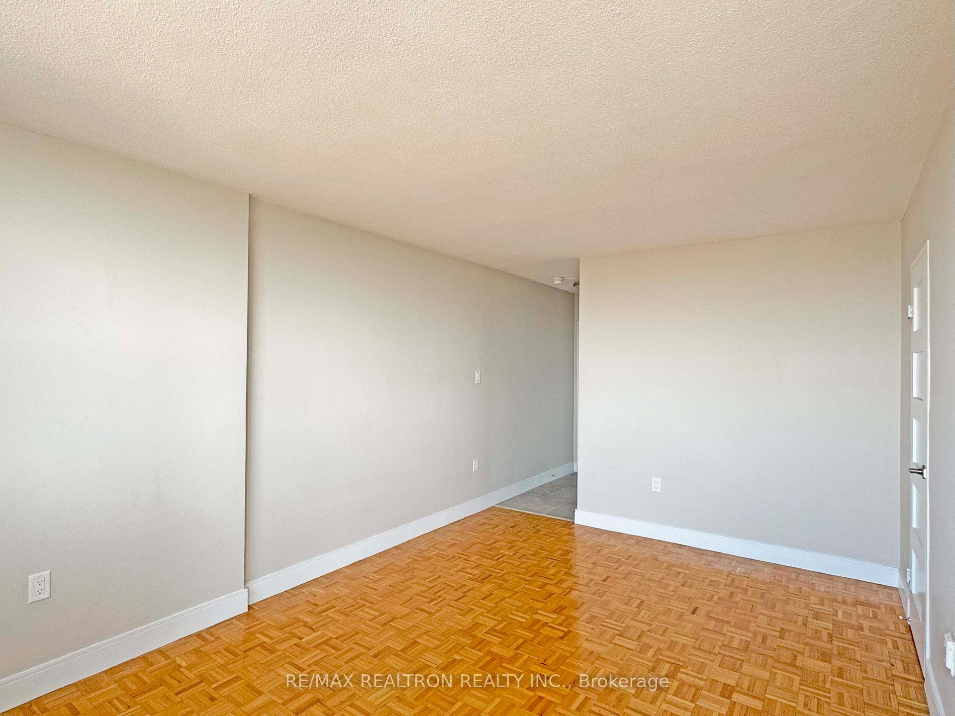 Photo 14 of Unit 1401, 1500 Bathurst Street, Toronto, Humewood-Cedarvale — HOMEH