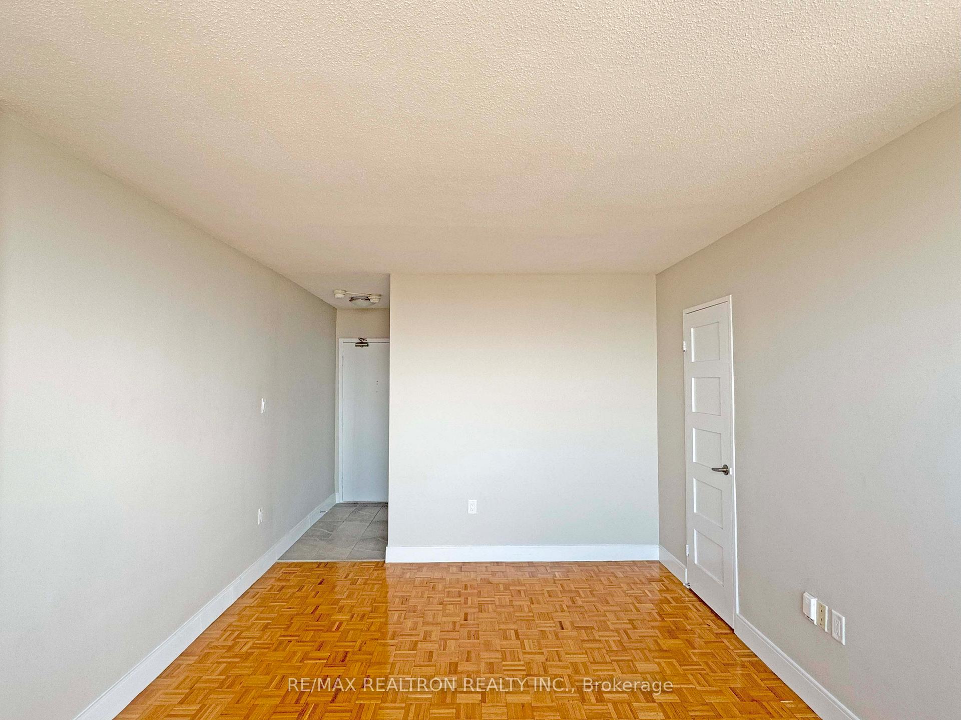 Photo 12 of Unit 1401, 1500 Bathurst Street, Toronto, Humewood-Cedarvale — HOMEH