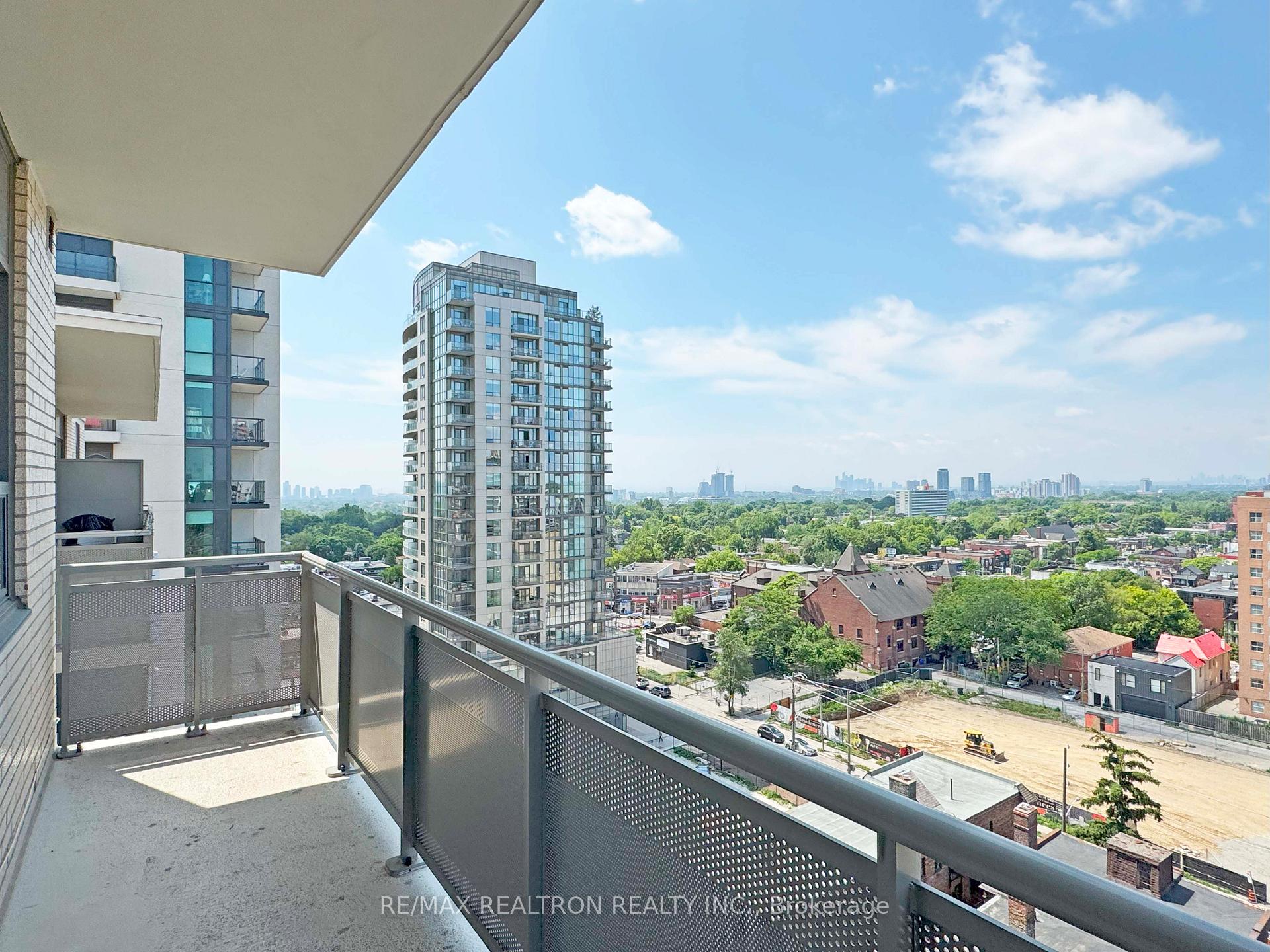 Photo 13 of Unit 1401, 1500 Bathurst Street, Toronto, Humewood-Cedarvale — HOMEH