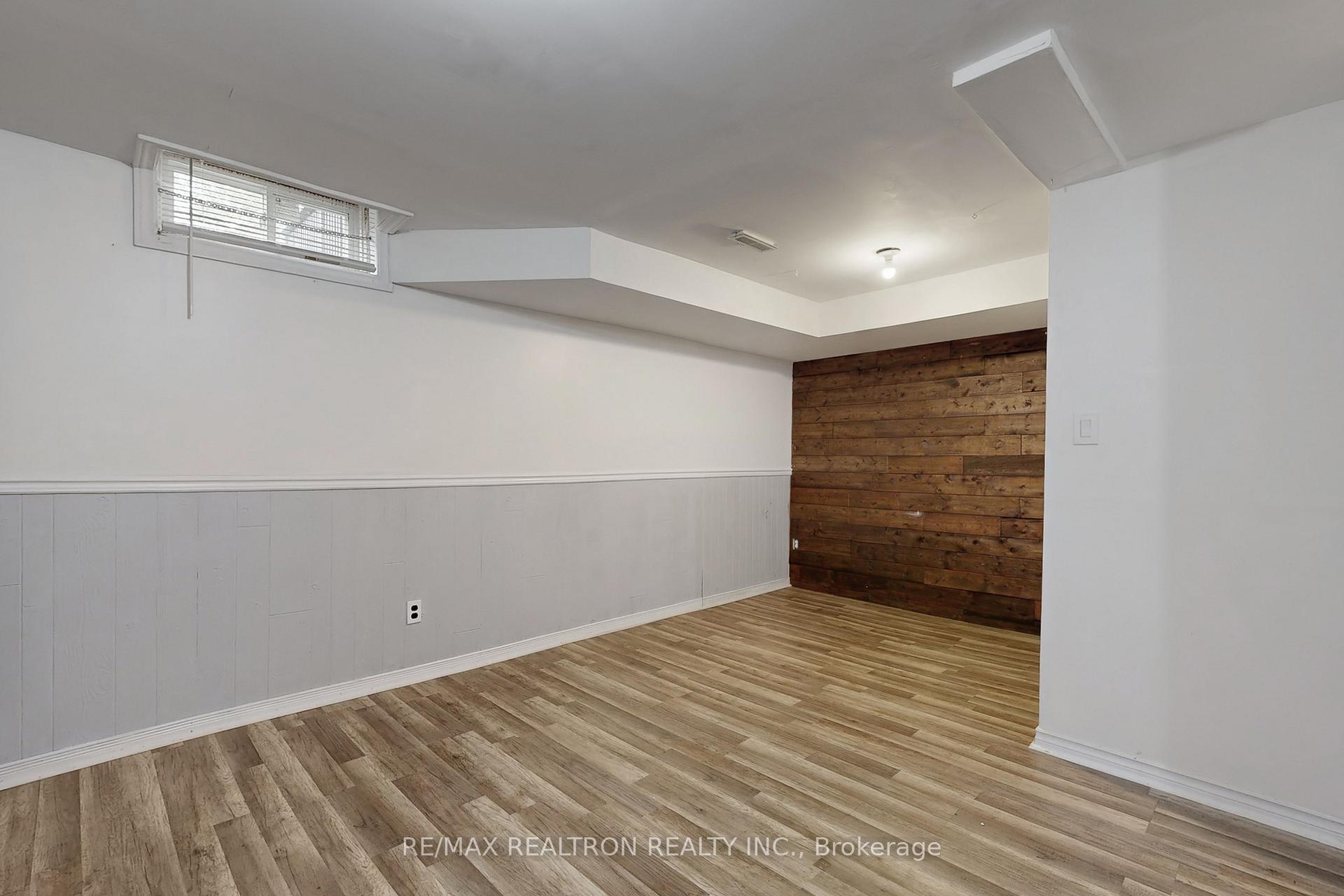 Photo 46 of 74 Trothen Circle, Markham, Markham Village — HOMEH