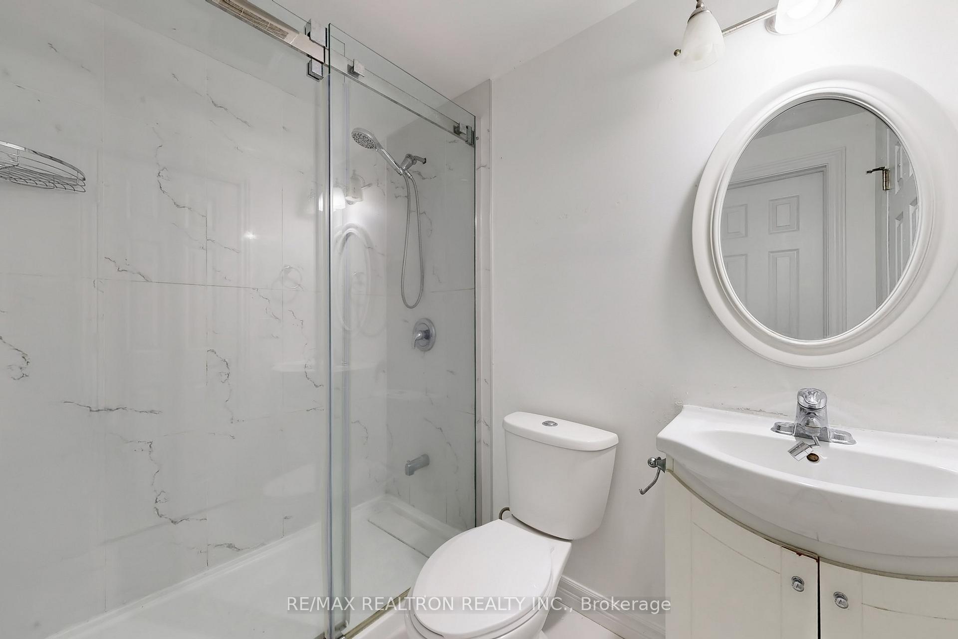 Photo 31 of 74 Trothen Circle, Markham, Markham Village — HOMEH