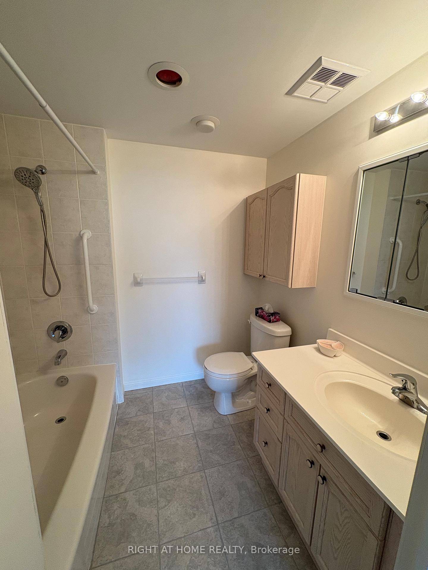Photo 32 of Unit 317, 90 Dean Avenue, Barrie, Painswick South — HOMEH