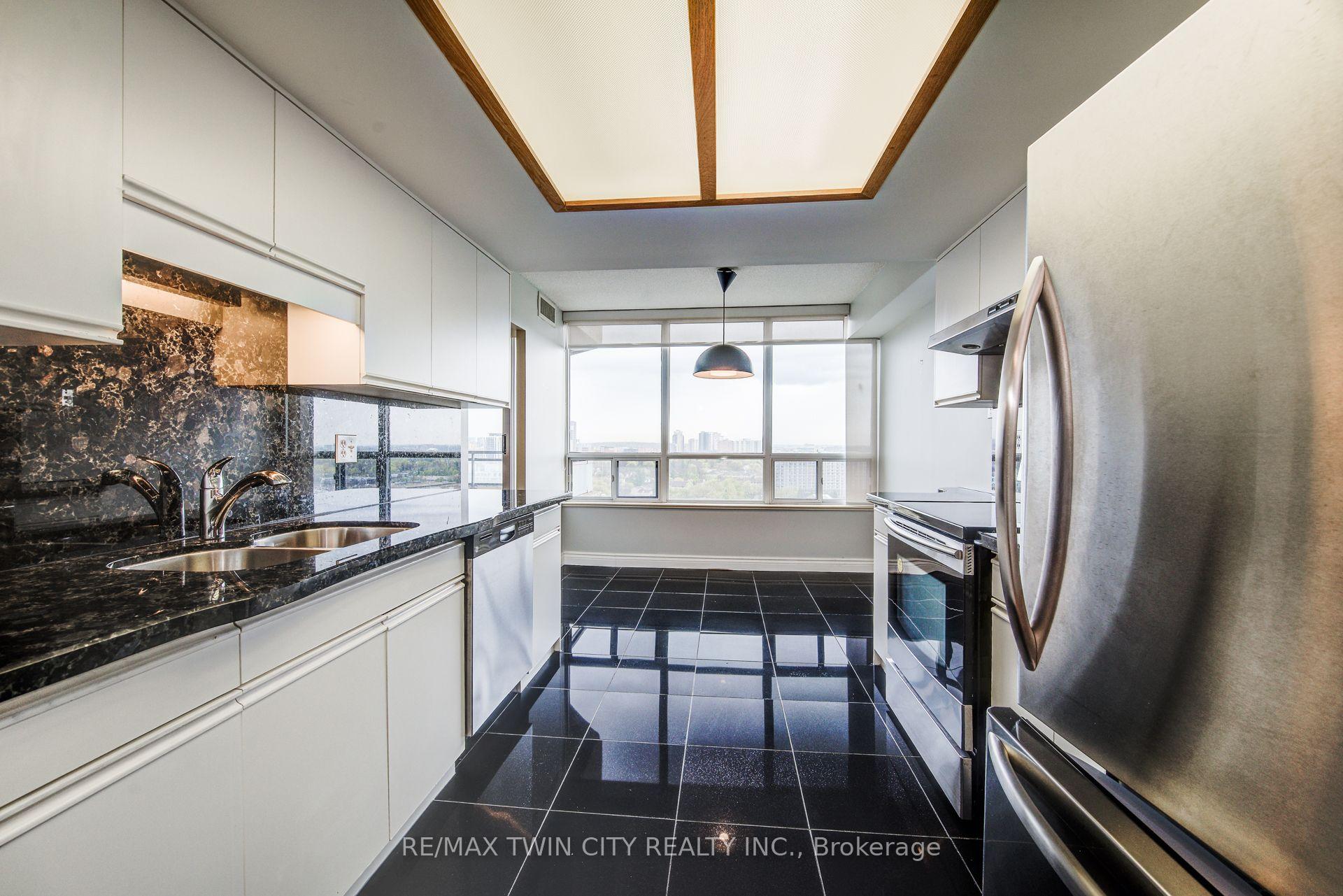 Photo 11 of Unit 1607, 6 Willow Street, Waterloo — HOMEH