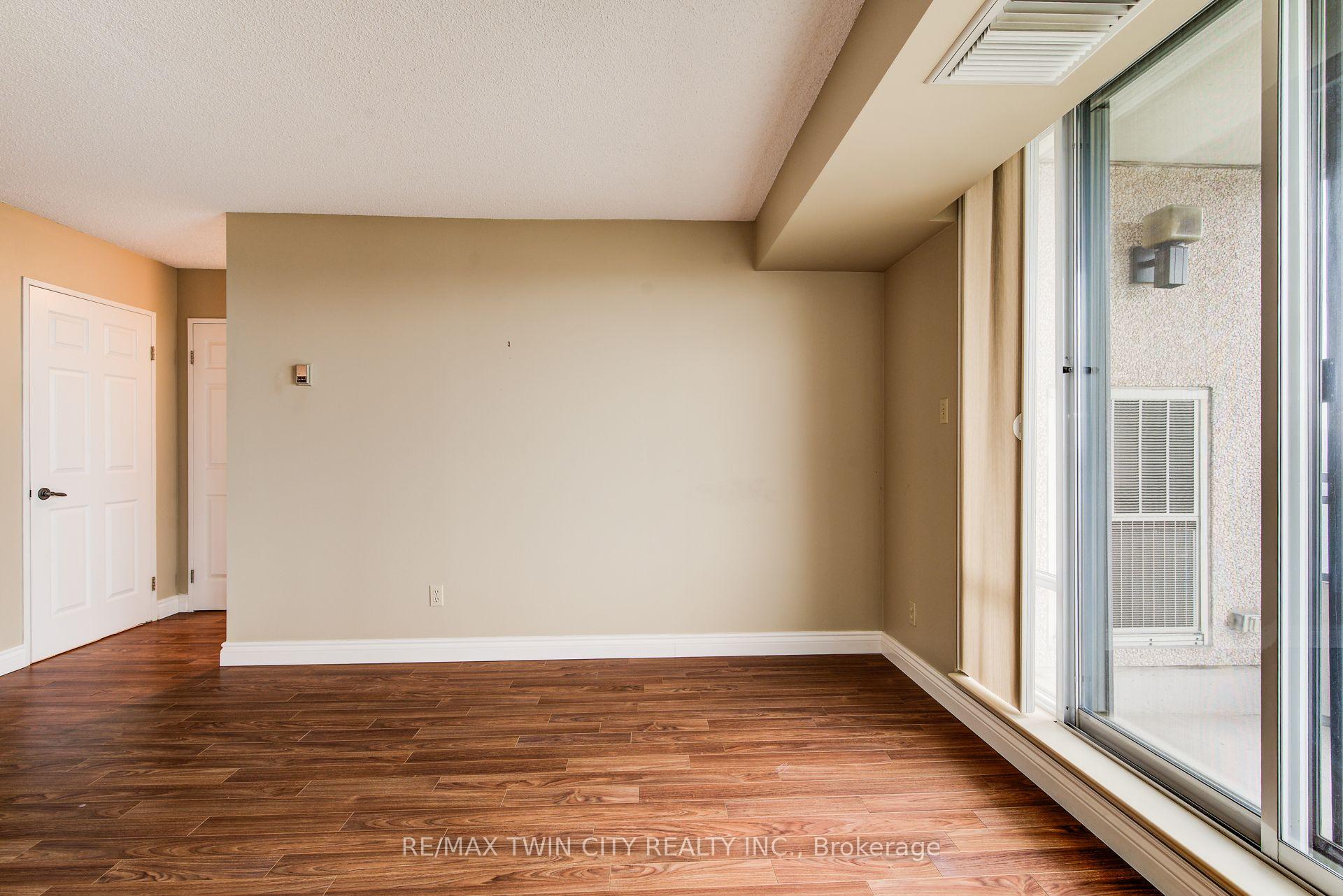 Photo 2 of Unit 1607, 6 Willow Street, Waterloo — HOMEH