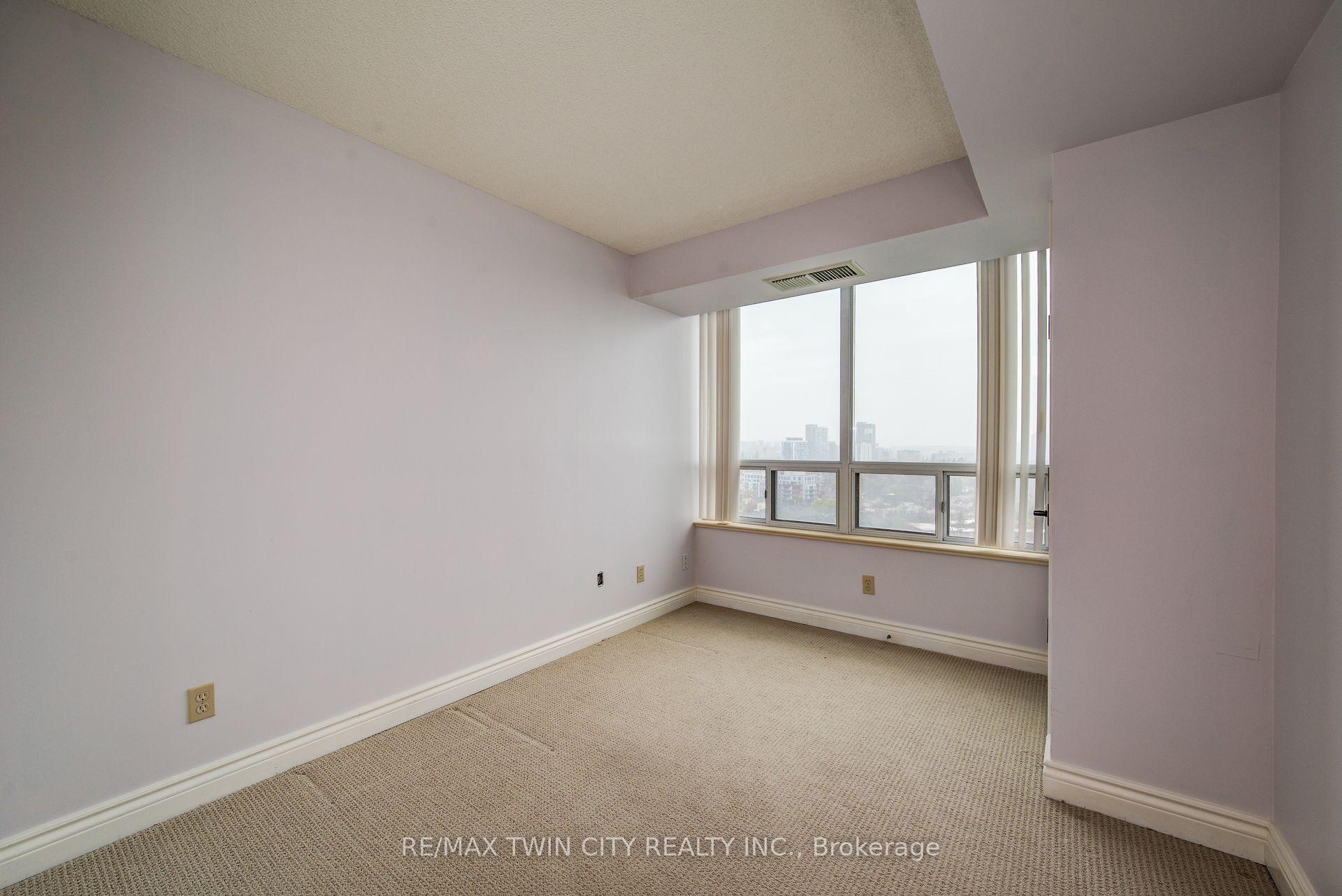 Photo 33 of Unit 1607, 6 Willow Street, Waterloo — HOMEH