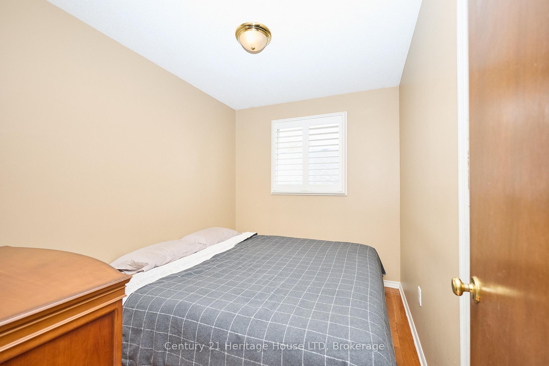 Photo 24 of 7724 Donlee Drive, Niagara Falls, Ascot — HOMEH