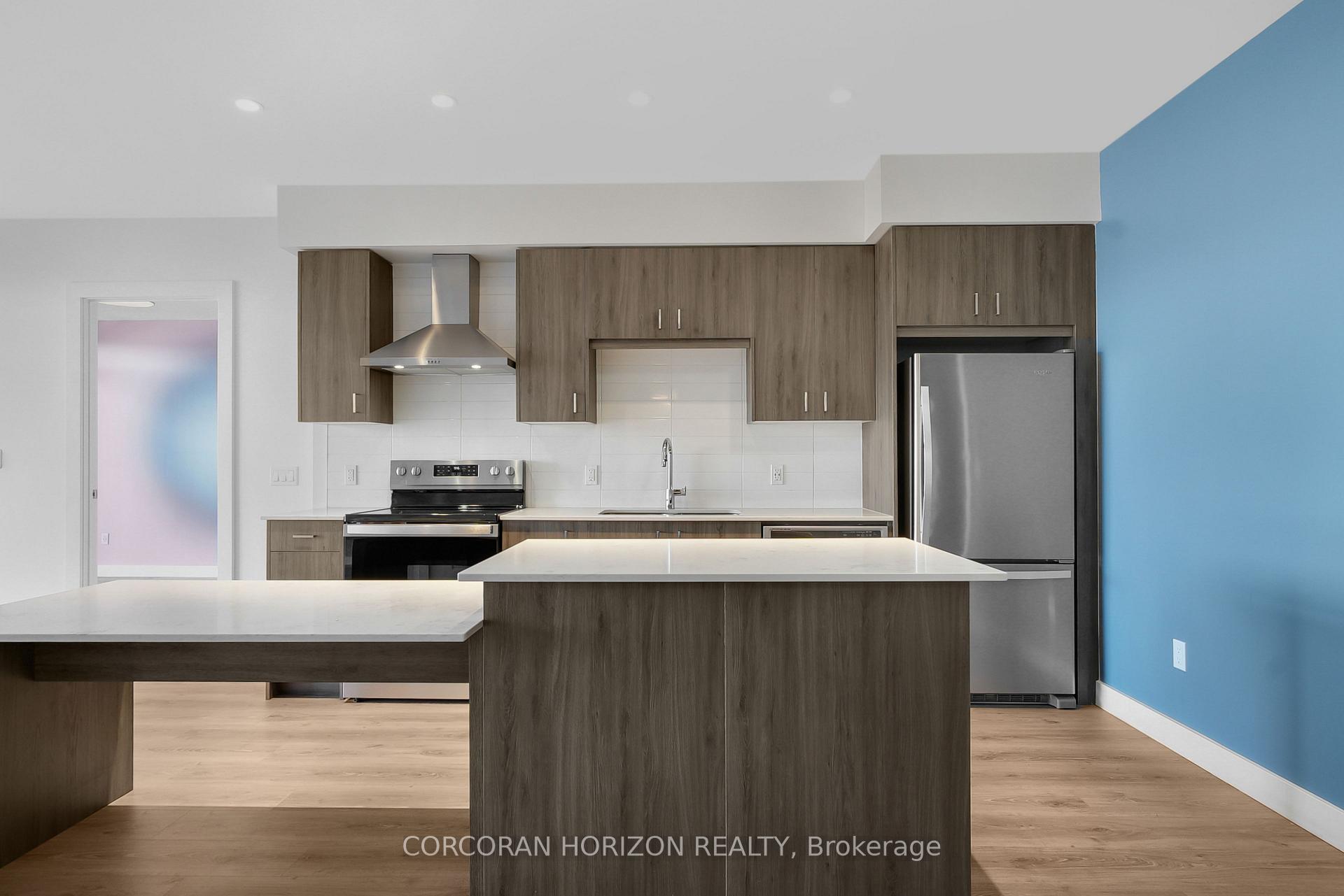 Front of Unit 710, 15 Glebe Street