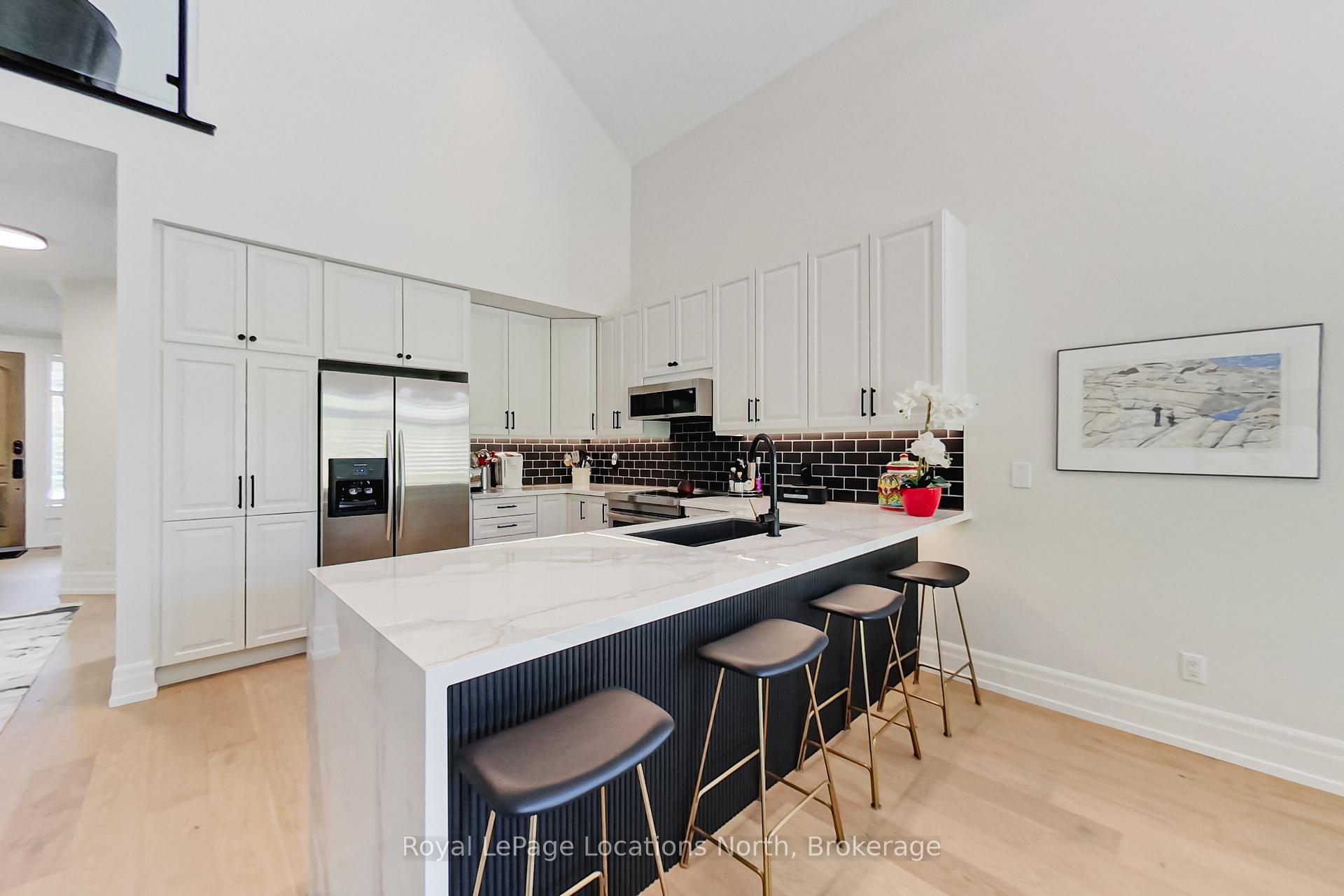 Photo 10 of 128 Rankin's Crescent, Blue Mountains — HOMEH