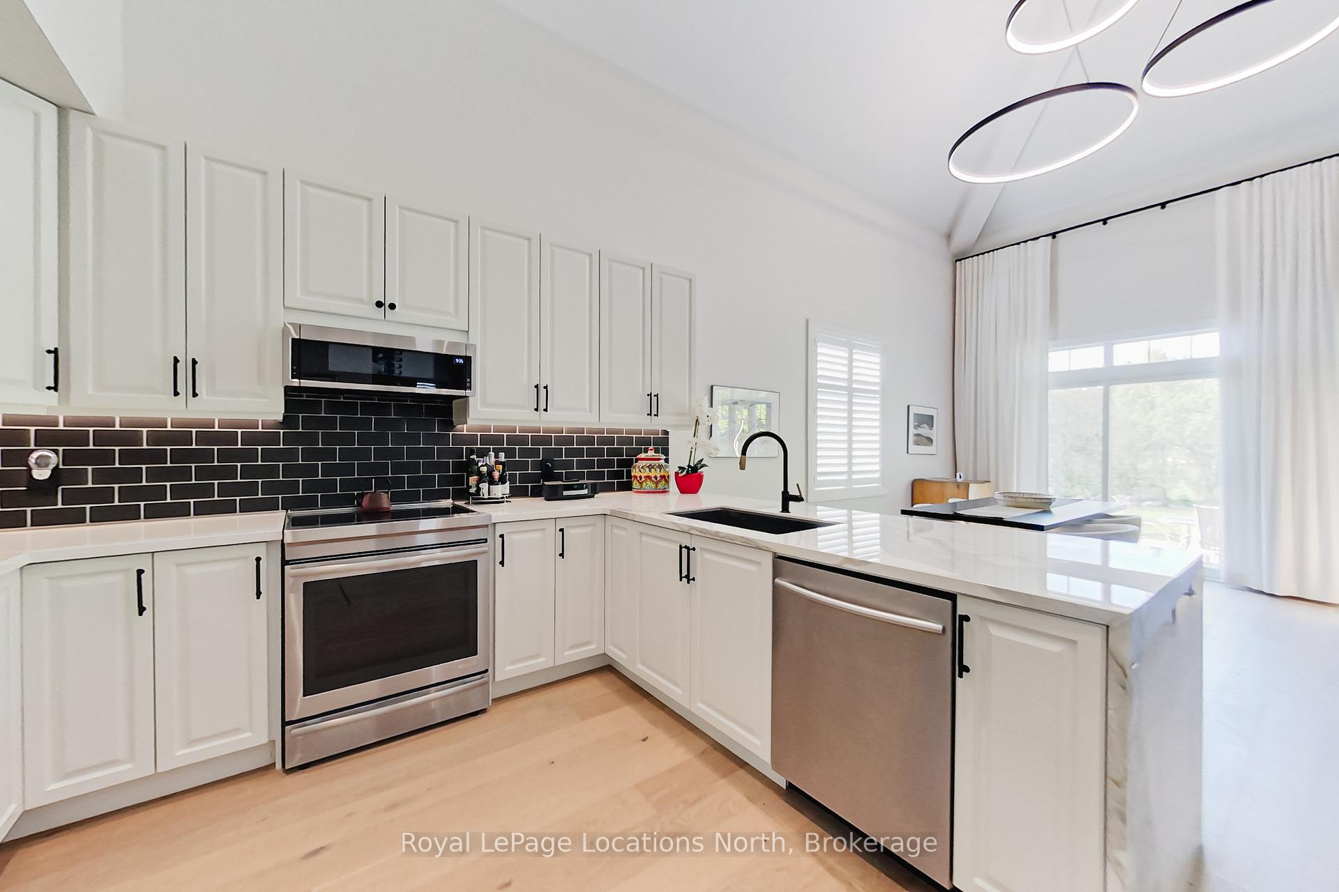 Photo 18 of 128 Rankin's Crescent, Blue Mountains — HOMEH